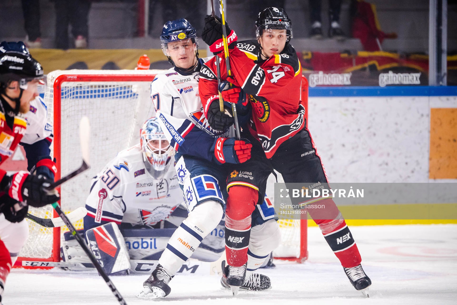 Luleås Jonas Berglund och Linköpings Adam Ginning