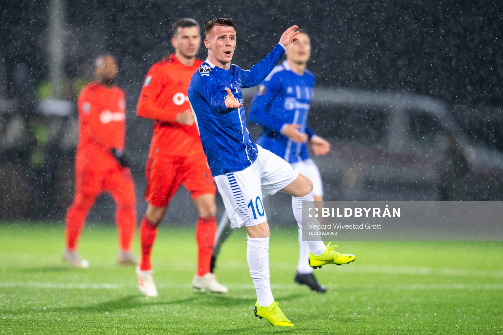 Tobias Heintz of Sarpsborg 08 scores the 2-0 goal