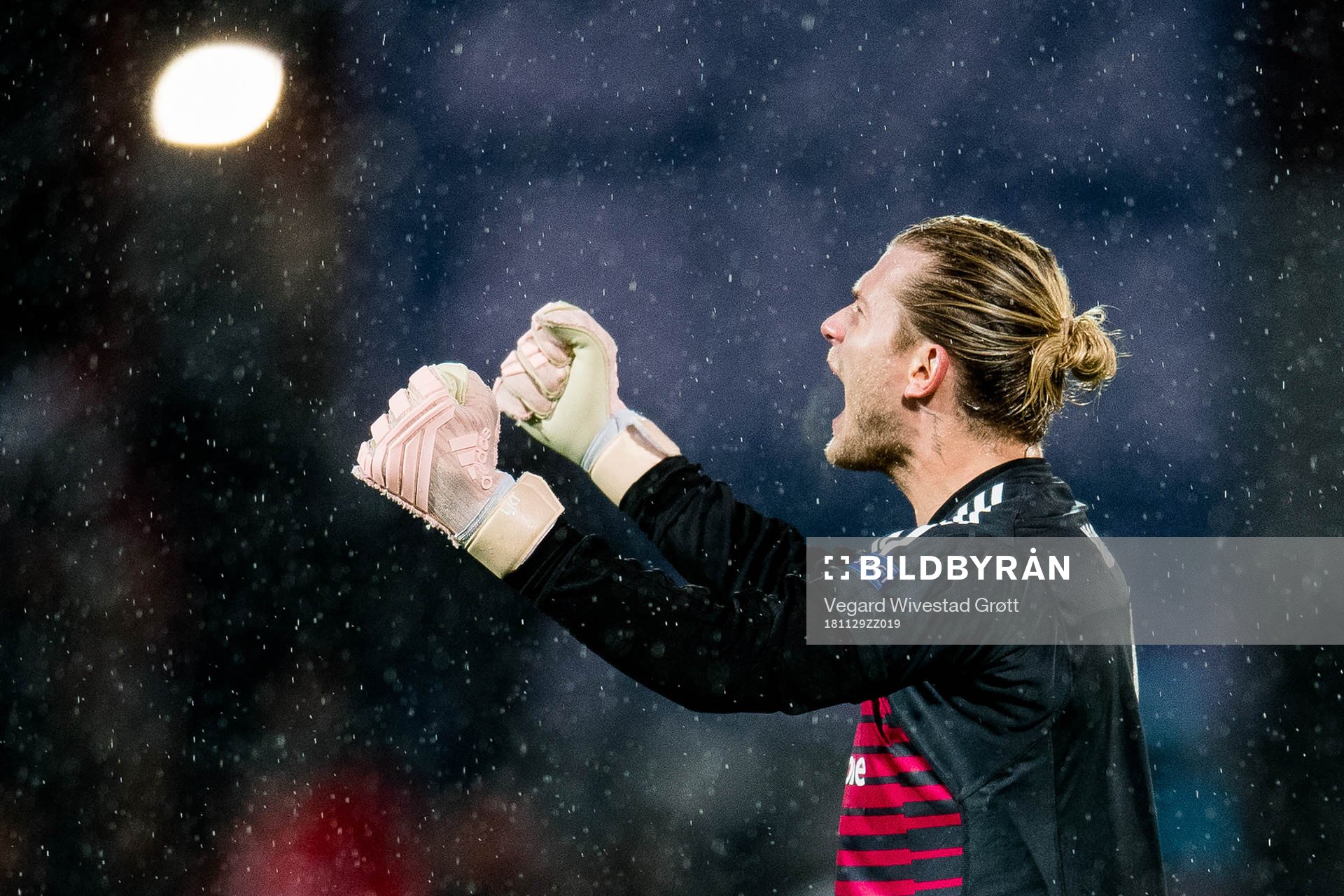 Goalkeeper Loris Karius of Besiktas celebrates at the final