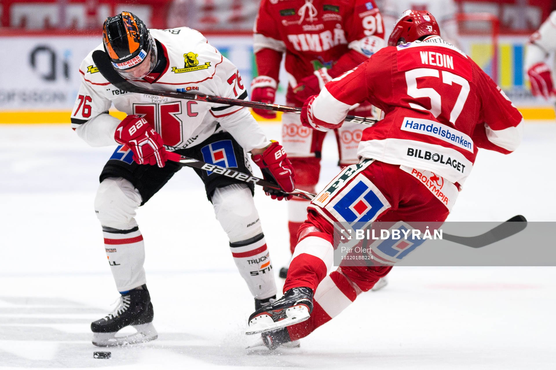 Örebros Jere Sallinen och Timrås Anton Wedin