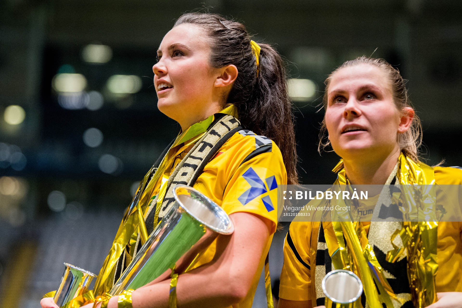 Ingrid Syrstad Engen and Emilie Bosshard Haavi of LSK