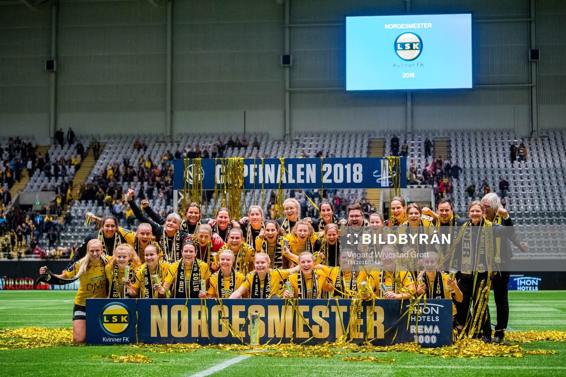 Guro Reiten, Isabell Bachor, goalkeeper Cecilie Fiskerstrand, Emilie Marie Woldvik, Emilie Bosshard Haavi, Ingrid Moe Wold, Sophie Roman Haug, Ingrid Syrstad Engen, Anna Åsa Olivia Westerlund, Ingrid Kvernvolden, Anja Sønstevold, Hege Riise and the players and staff of LSK Kvinner celebrate after winning the cup final between LSK Kvinner and Sandviken on December 1, 2018 in Oslo.