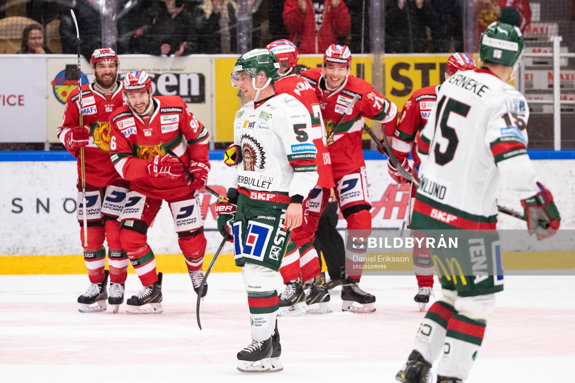 Frölundas Chay Genoway och Anders Grönlund  deppar