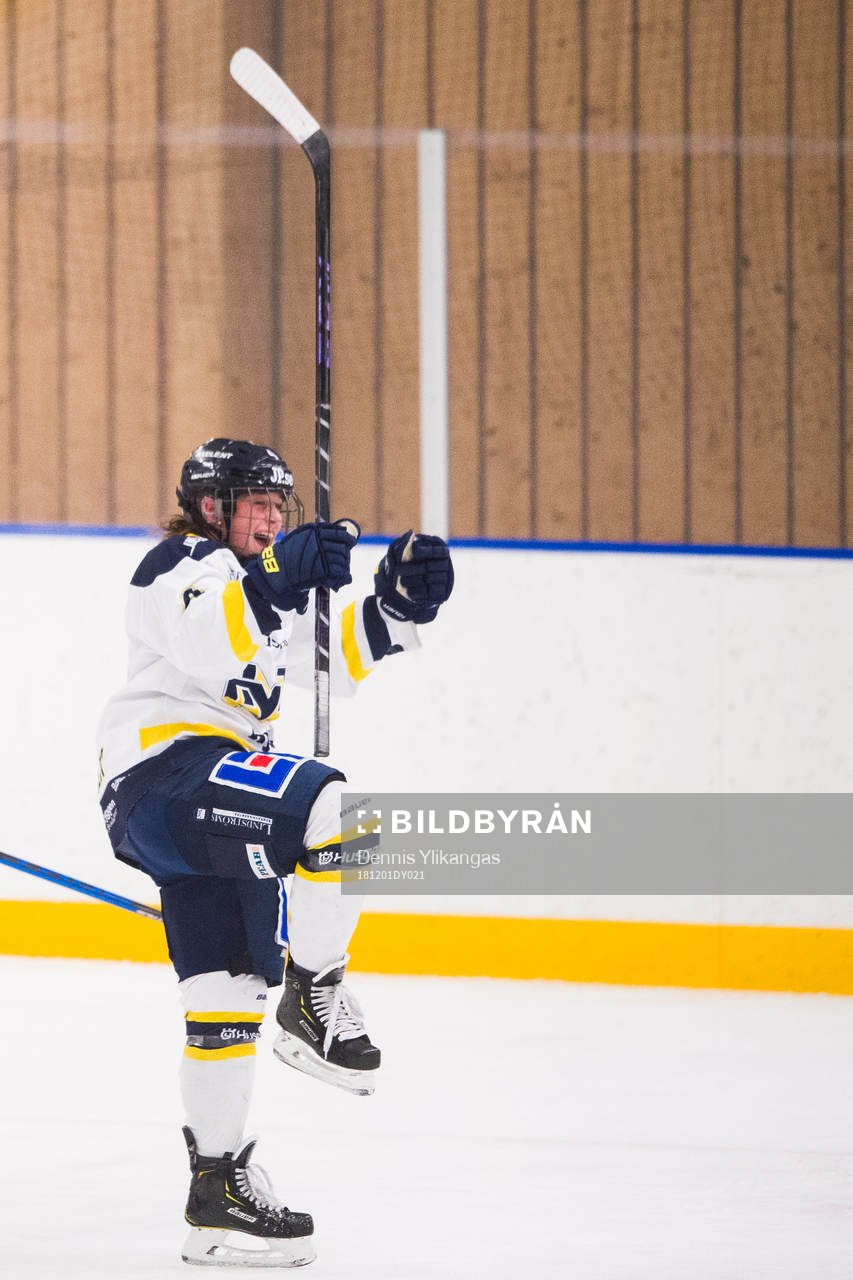 s Claudia Kepler jublar