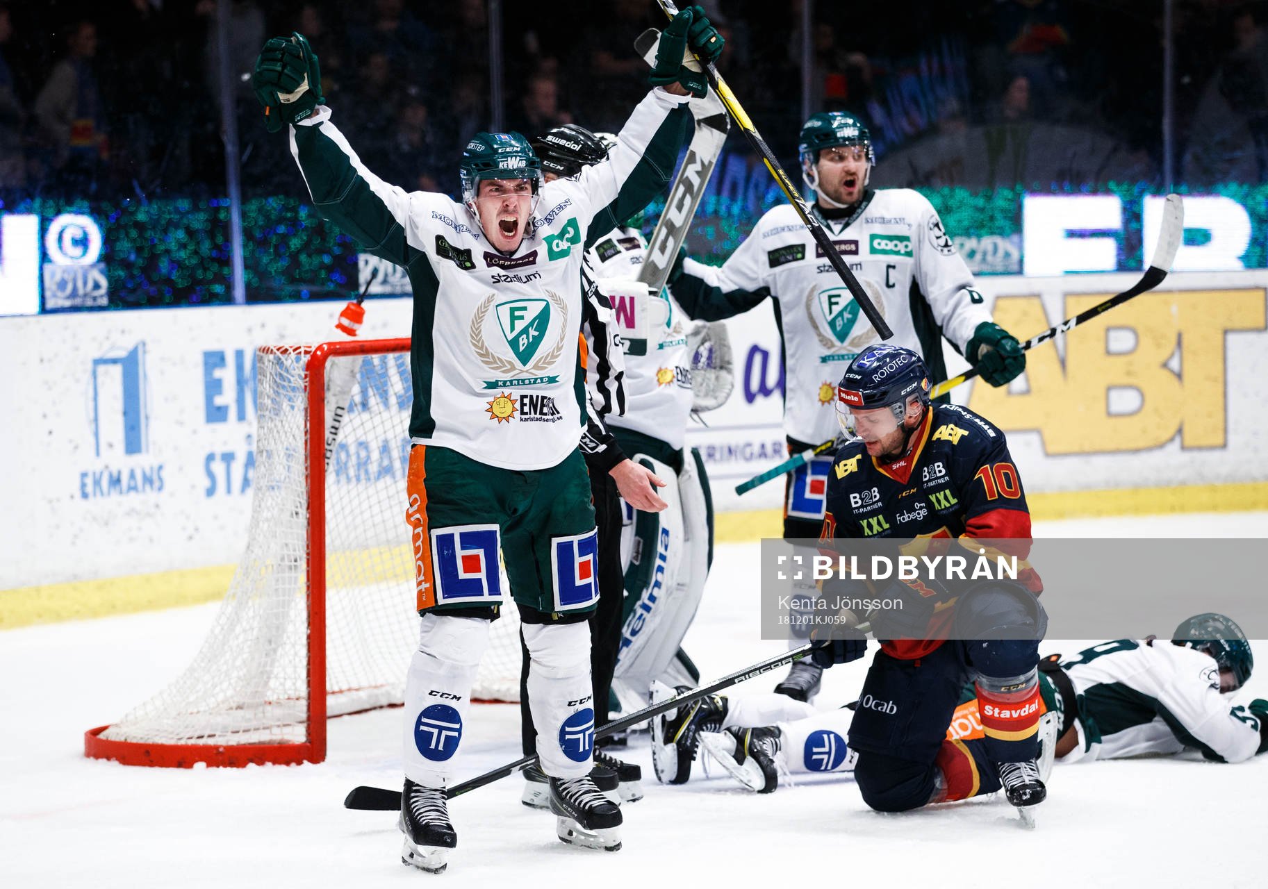 Färjestads Sebastian Erixon jublar