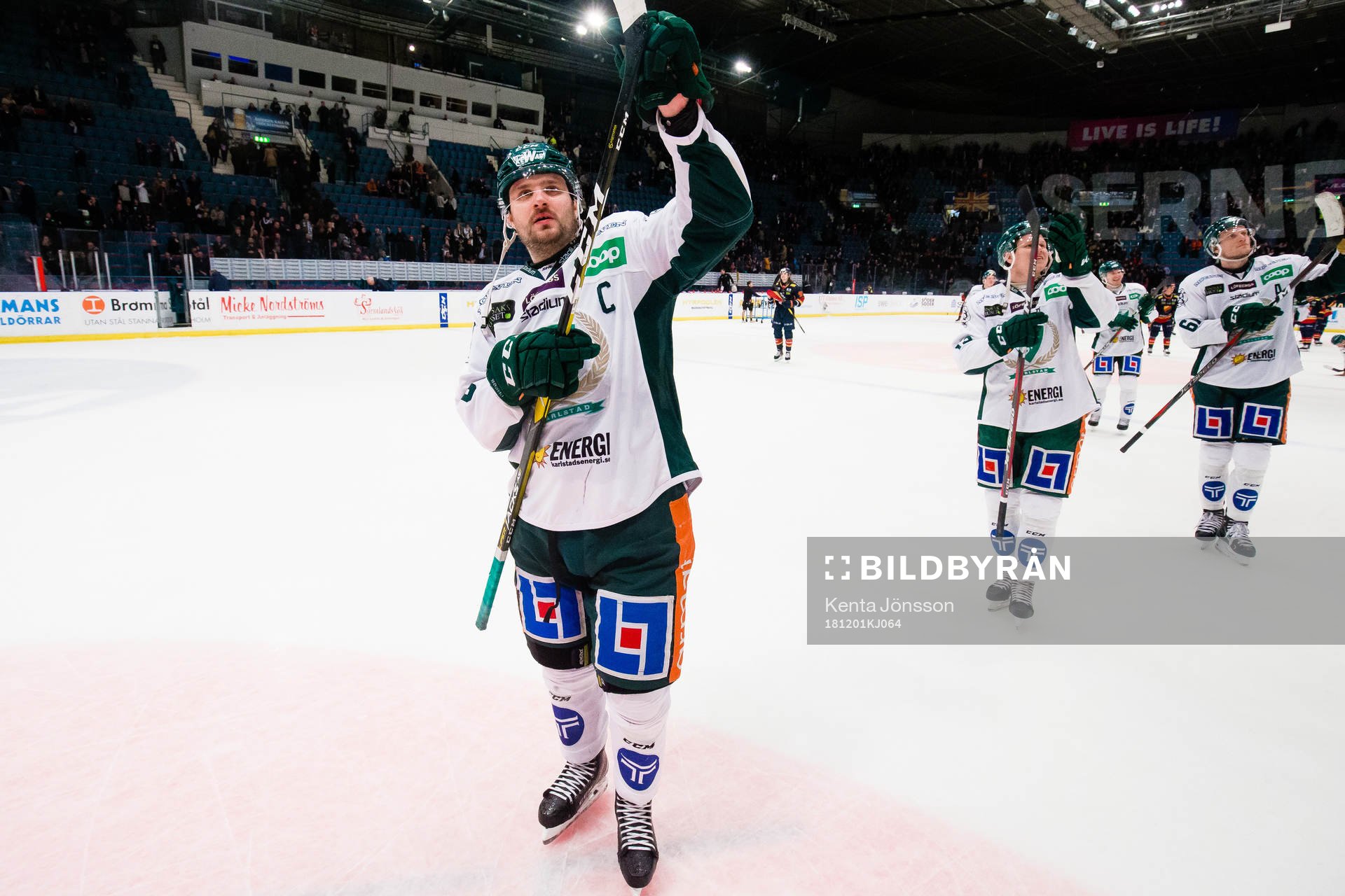 Färjestads Mikael Wikstrand jublar