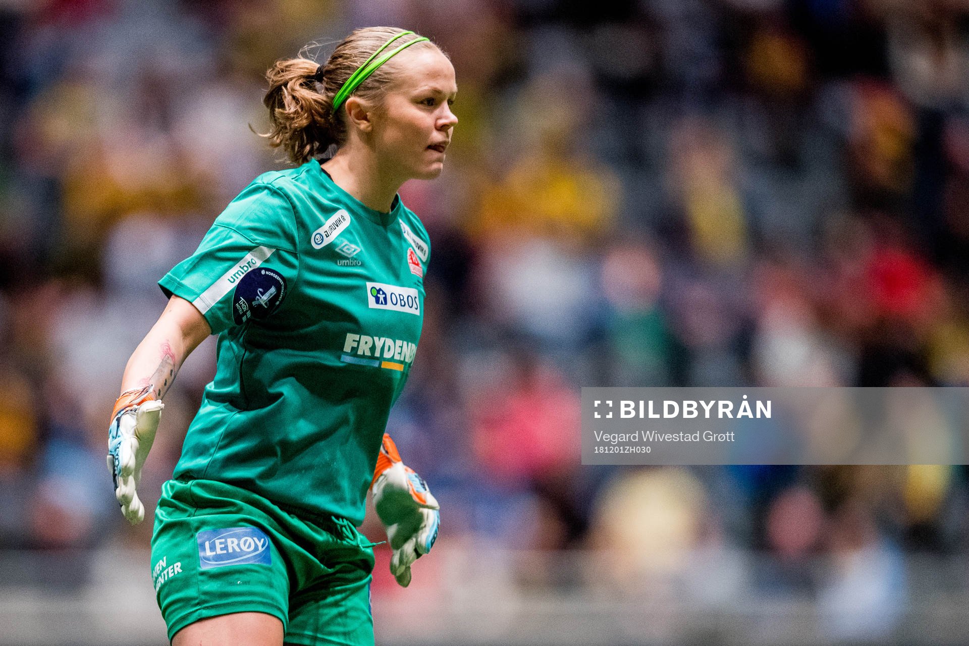 Goalkeeper Nora Gjøen of Sandviken
