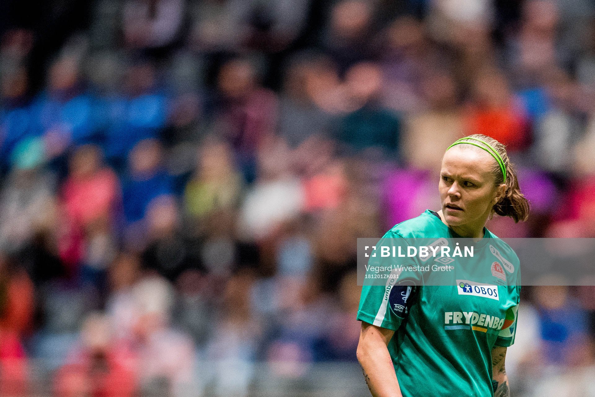 Goalkeeper Nora Gjøen of Sandviken