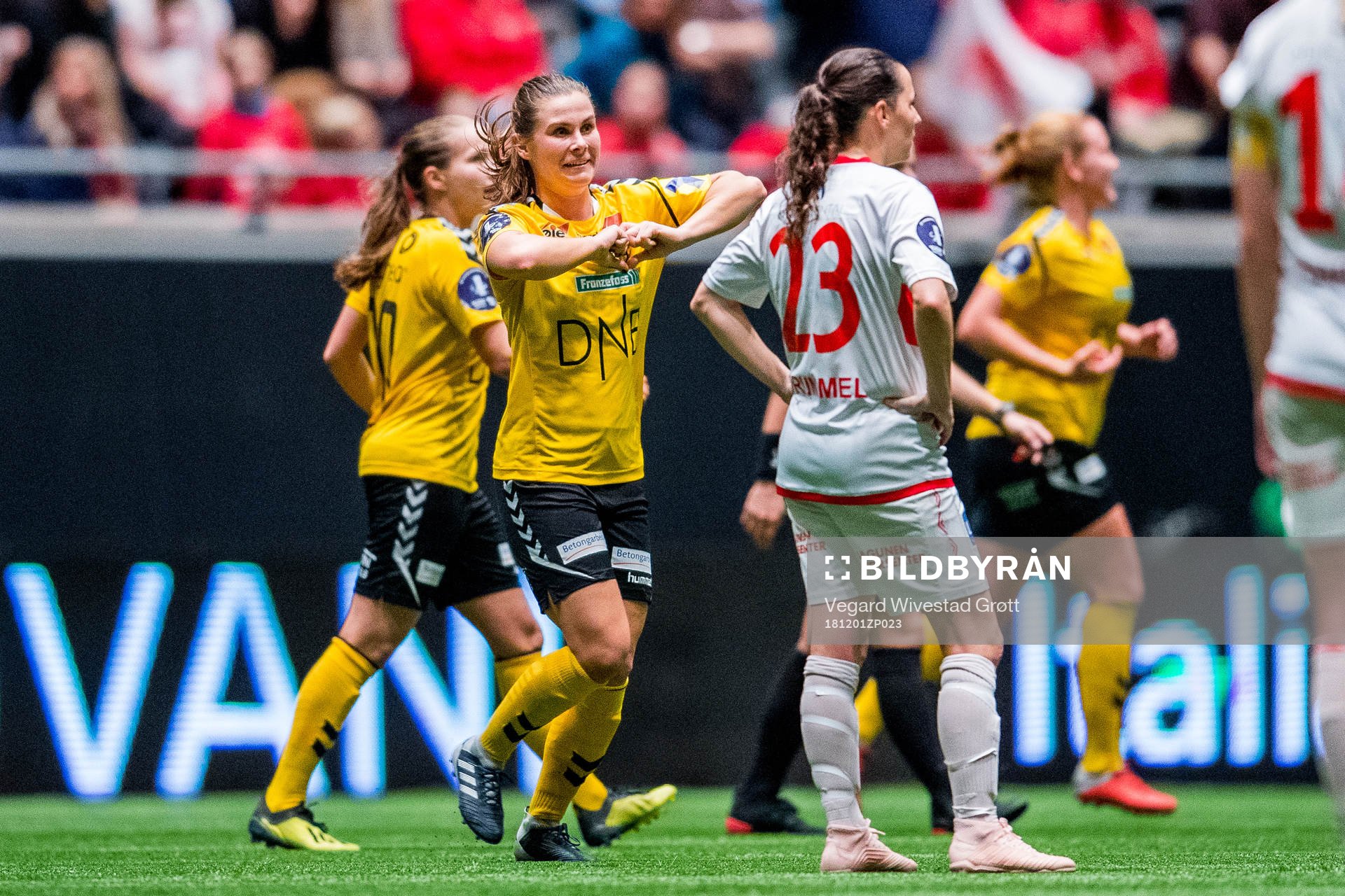 Emilie Bosshard Haavi of LSK Kvinner celebrates