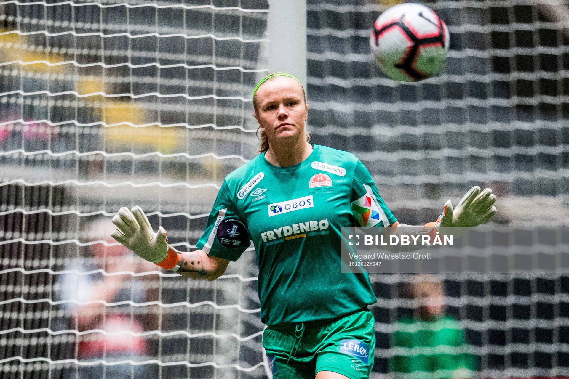 Goalkeeper Nora Gjøen of Sandviken