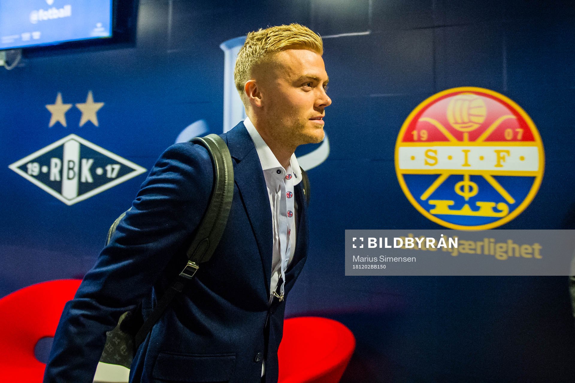 Eirik Ulland Andersen of Strømsgodset arrives