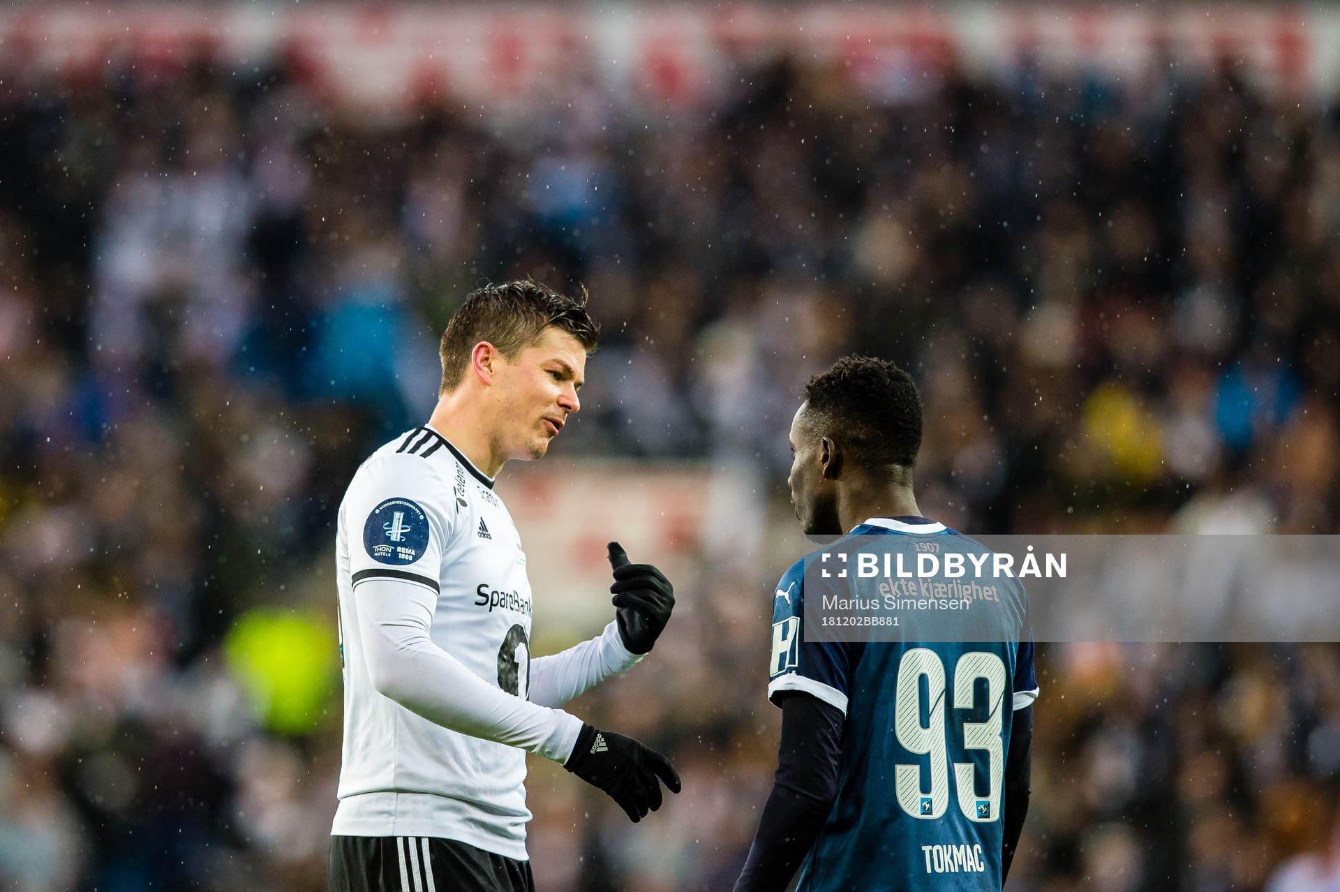 Pål Andre Helland of Rosenborg and Tokmac Nguen of