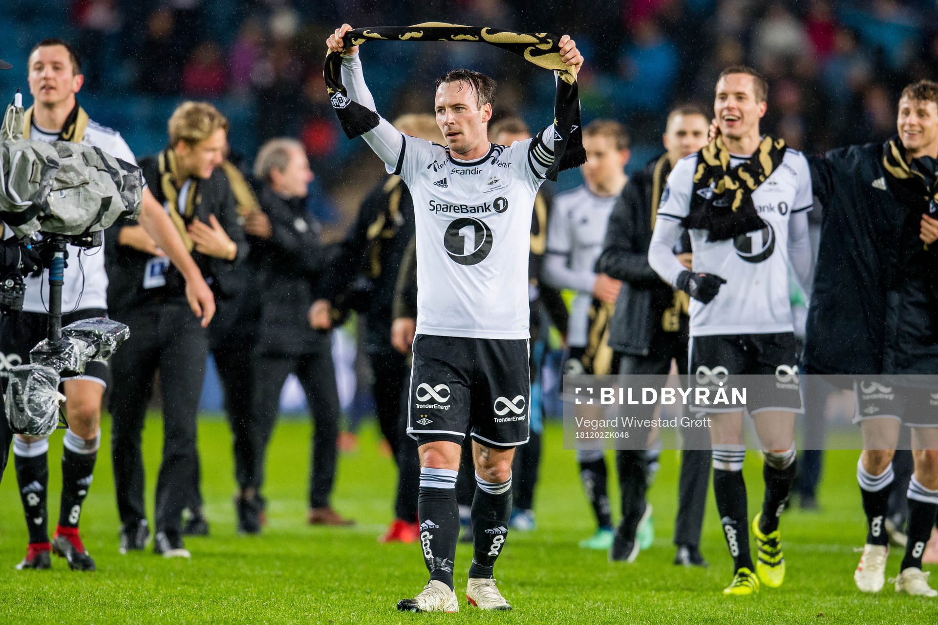 Mike Jensen of Rosenborg celebrates