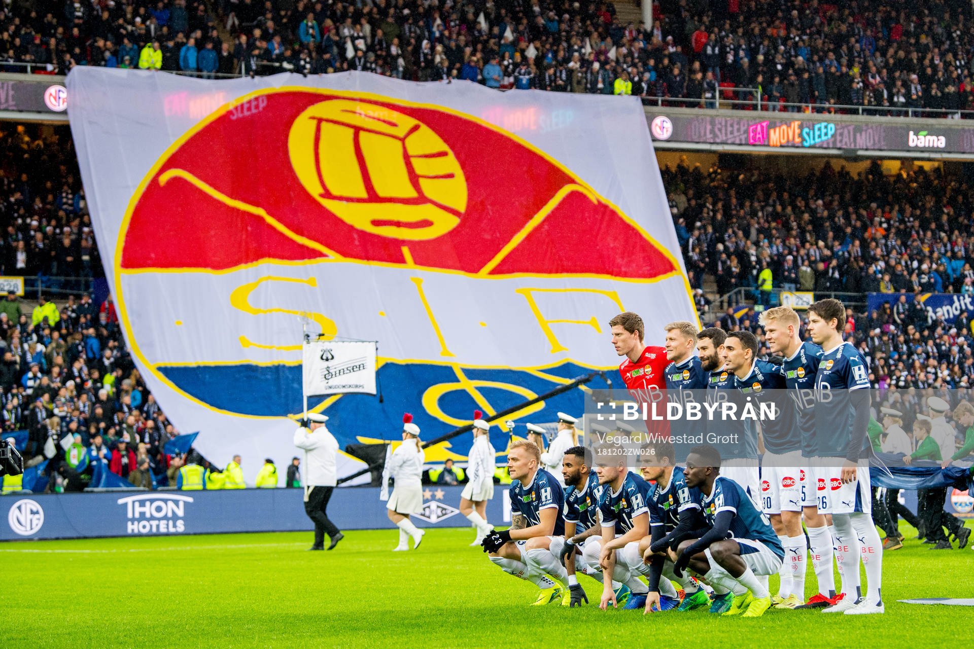 Goalkeeper Morten Sætra (2nd row), Jonathan Parr, Mounir