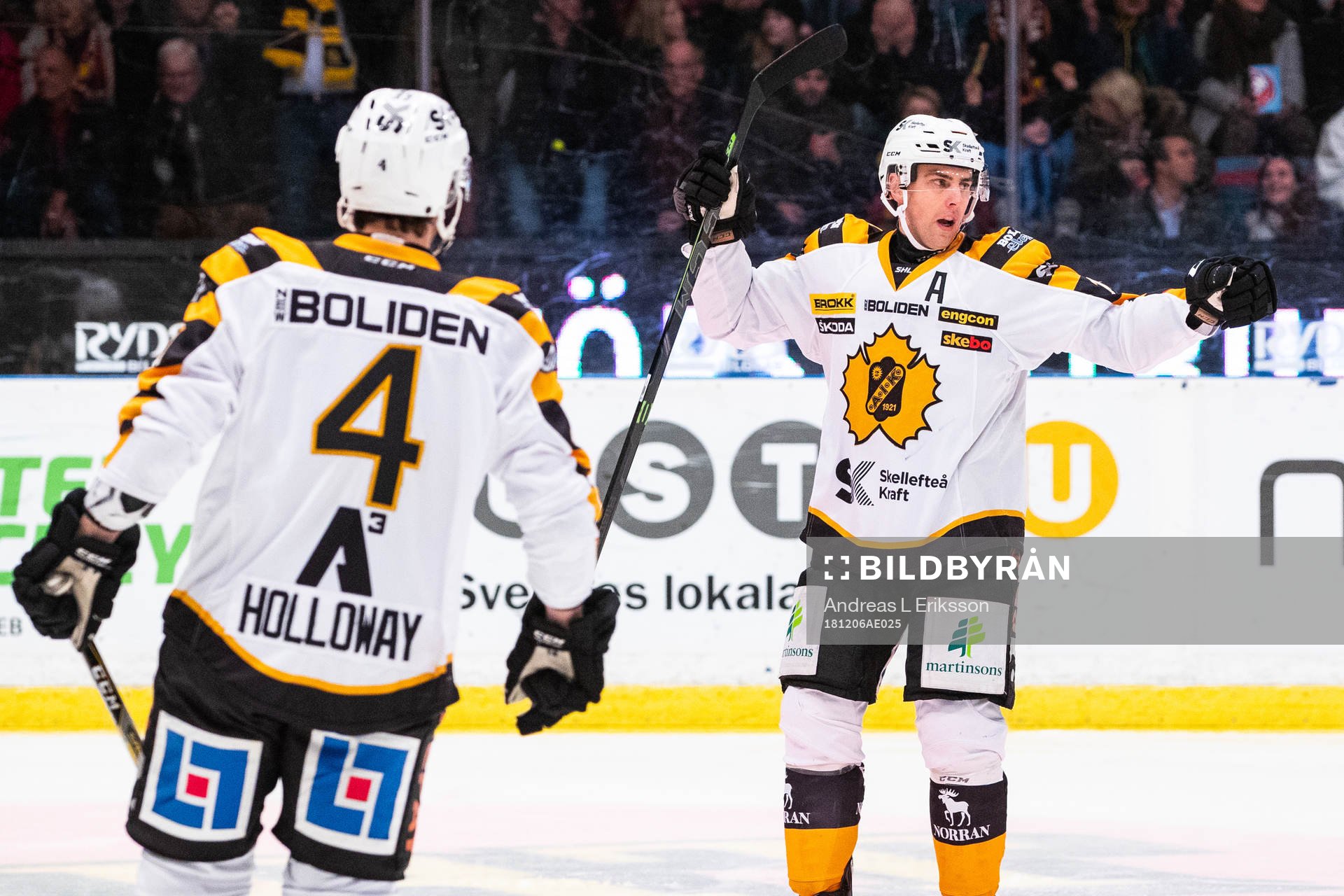Skellefteås Joakim Lindström jublar