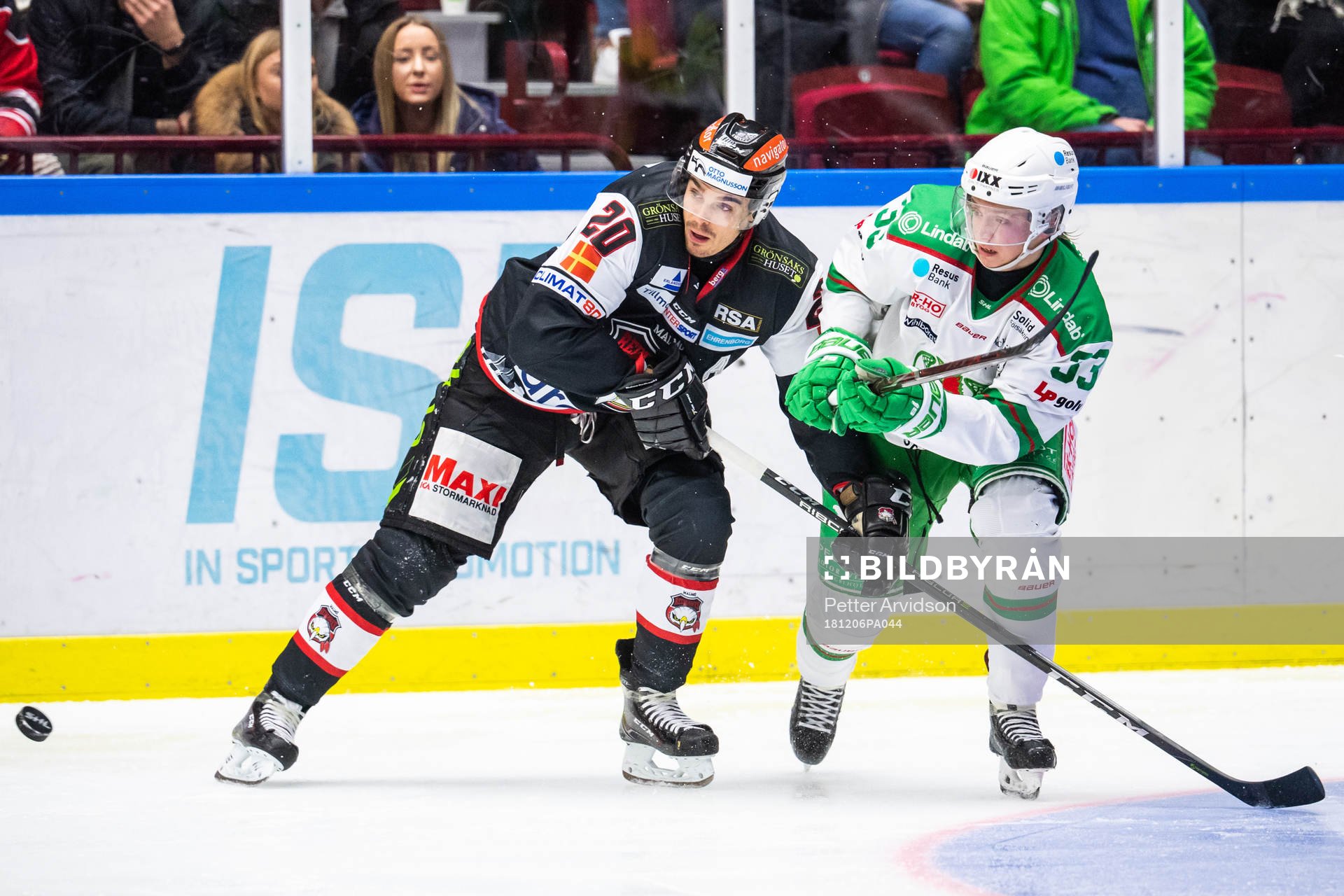 Malmö Redhawks Henrik Hetta och Rögles Samuel Jonsson