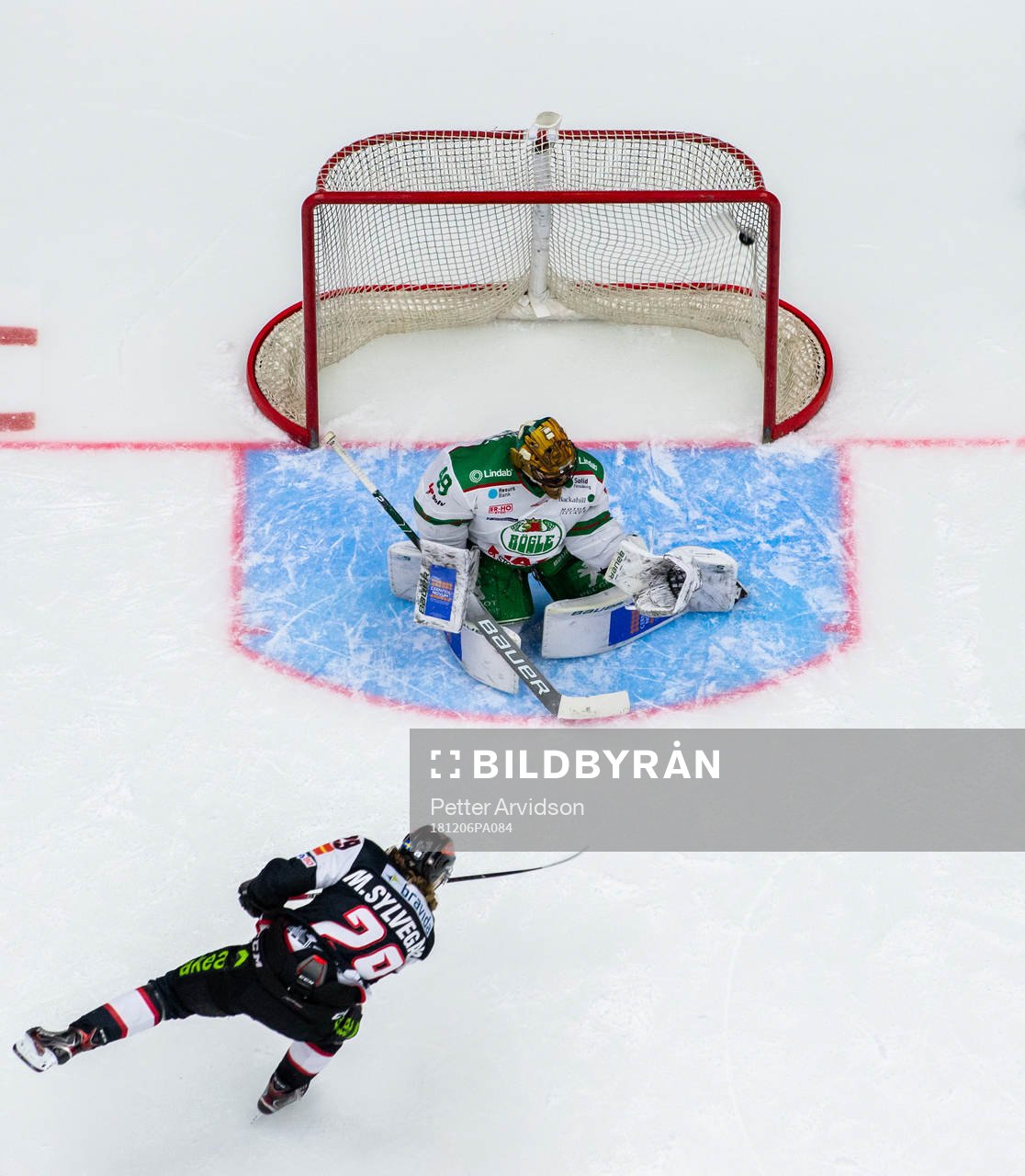 Malmö Redhawks Marcus Sylvegård gör mål i