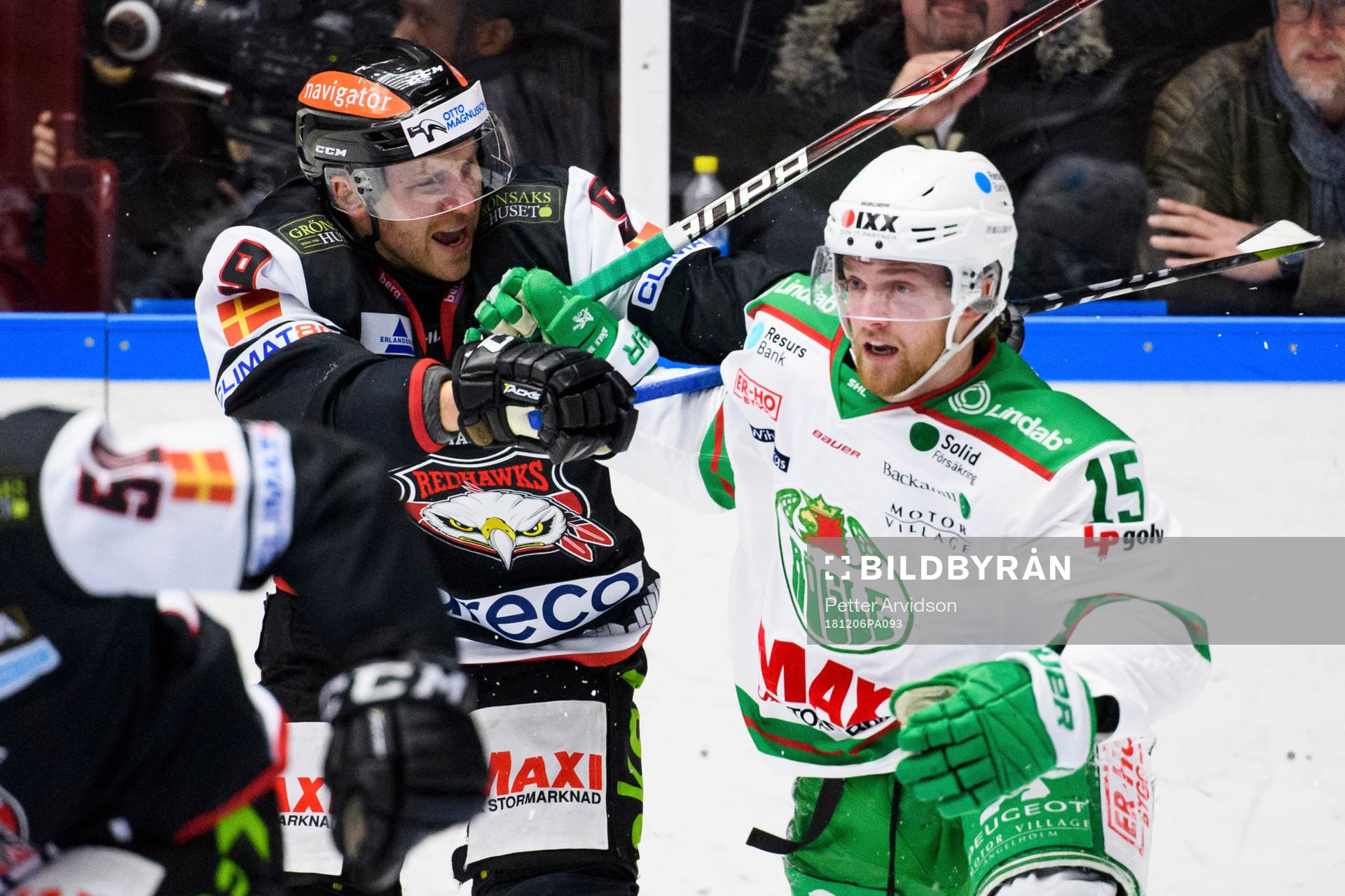 Malmö Redhawks Frederik Storm och Rögles Simon Ryfors