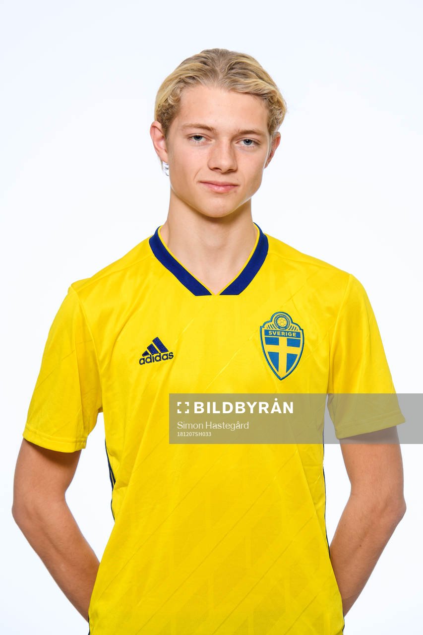 Elvis Lindkvist i P16-landslaget