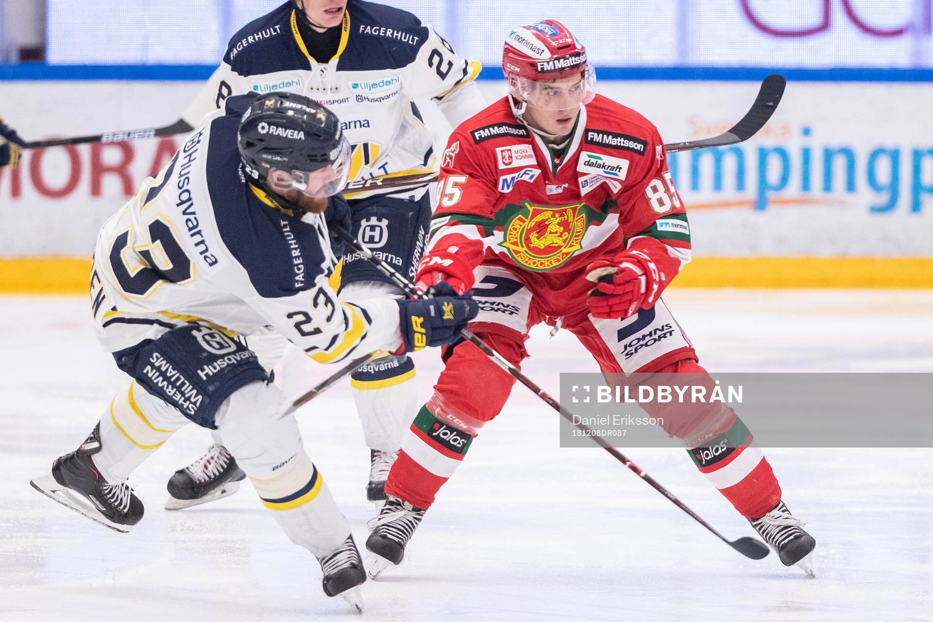 s Robin Figren och Moras Michael Haga