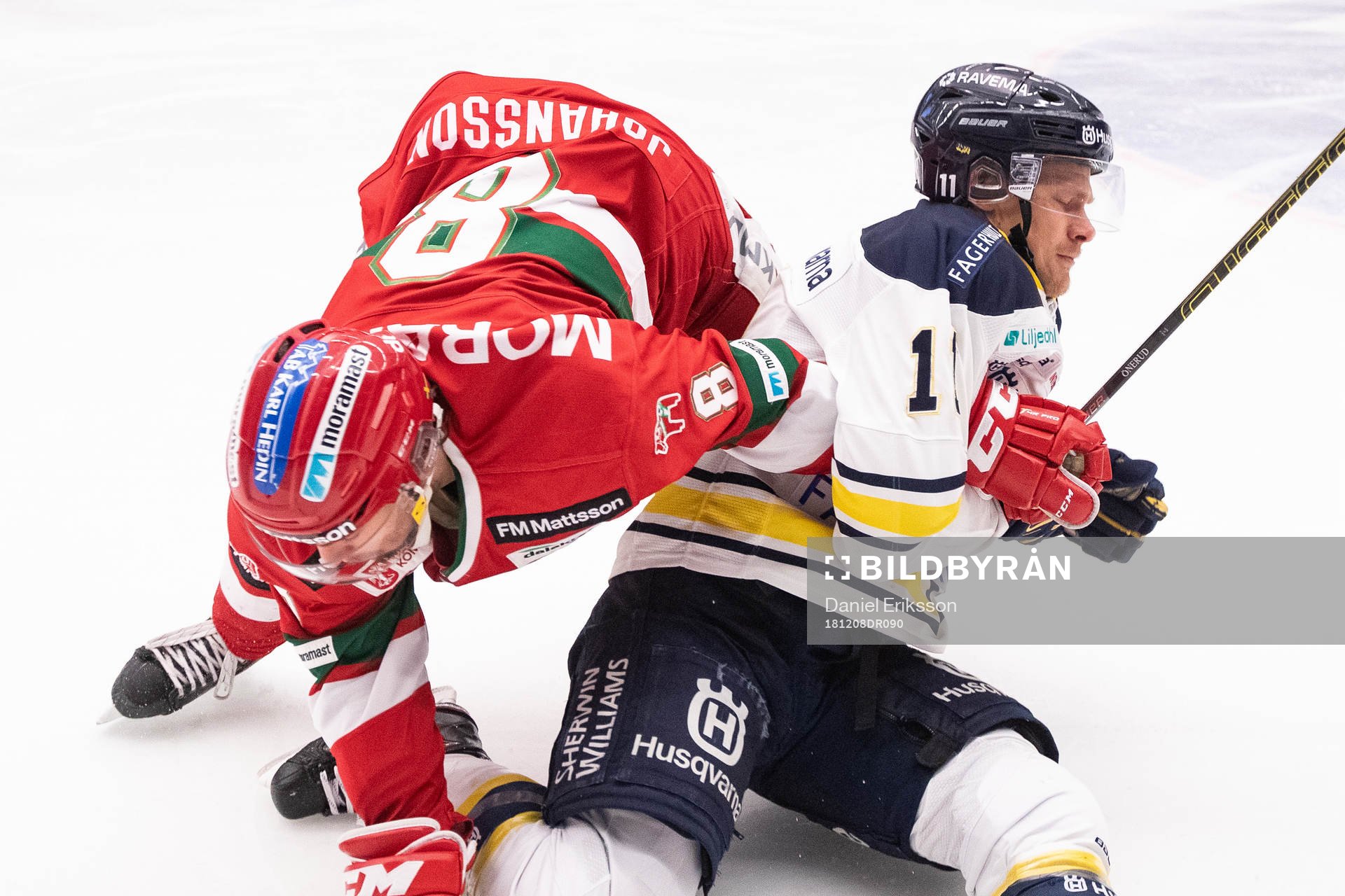 s Simon Önerud
