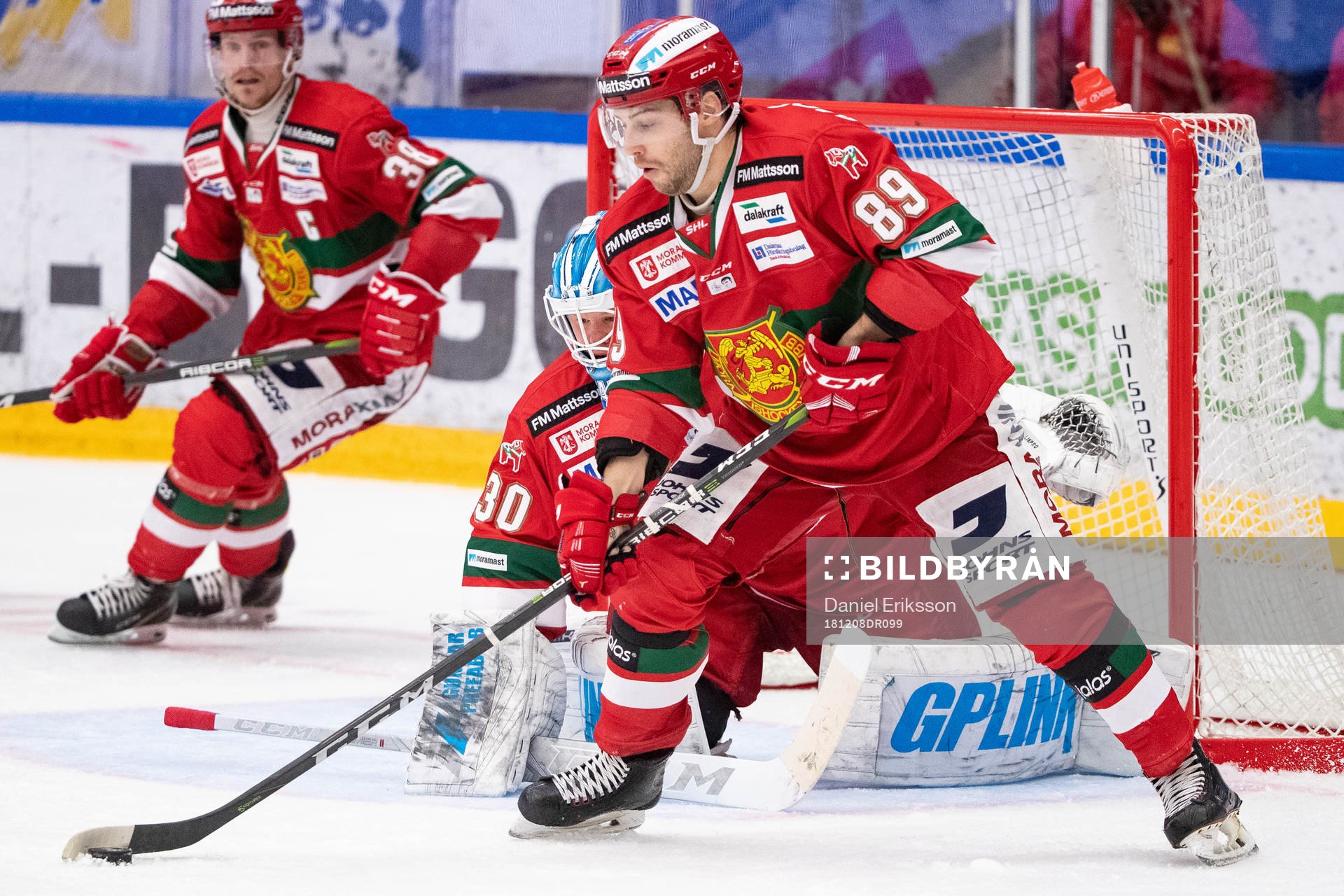 Moras Ryan Johnston och Moras målvakt Janne Juvonen