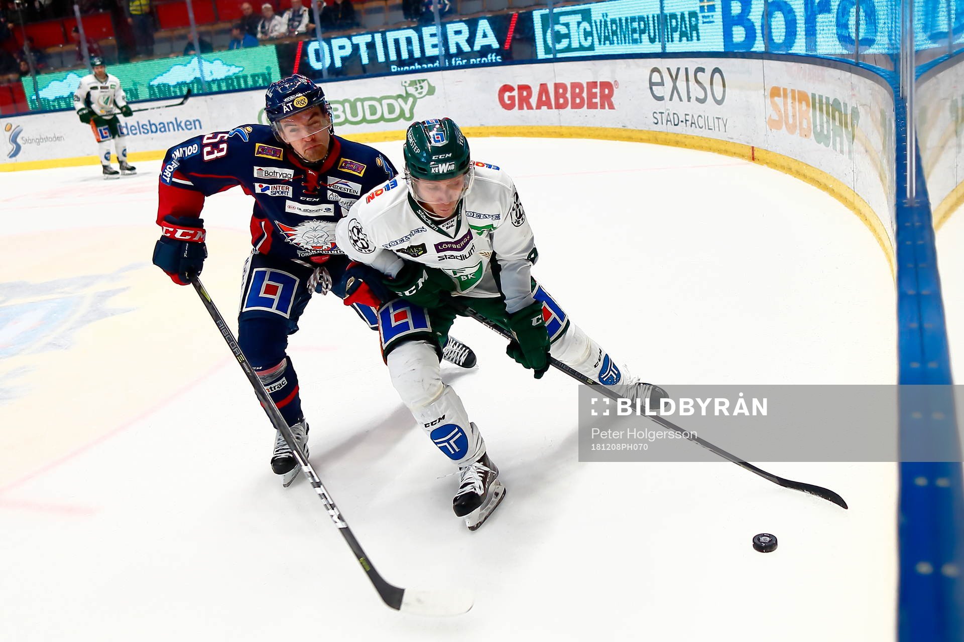 Linköpings Eddie Larsson och Färjestad-spelare