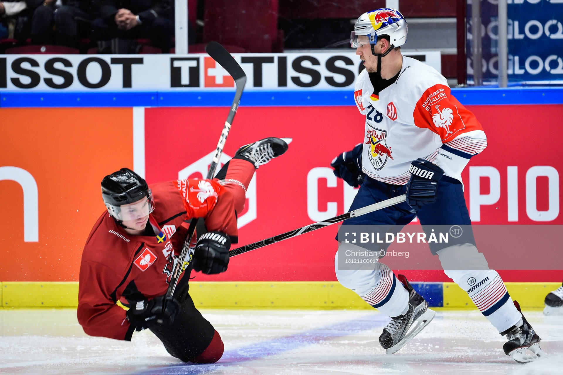 Tobias Ekberg of Malmö Redhawks falls in a duel with Frank
