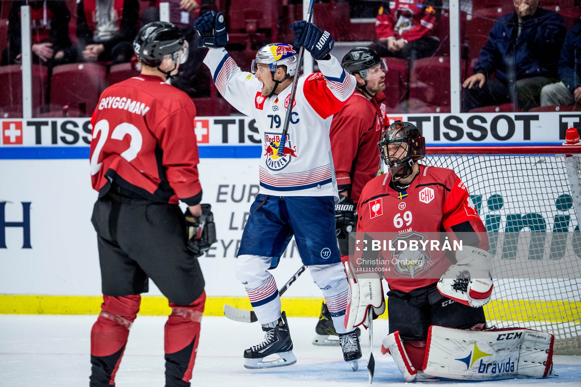 John Mitchell of RB Munich celebrates 5-5