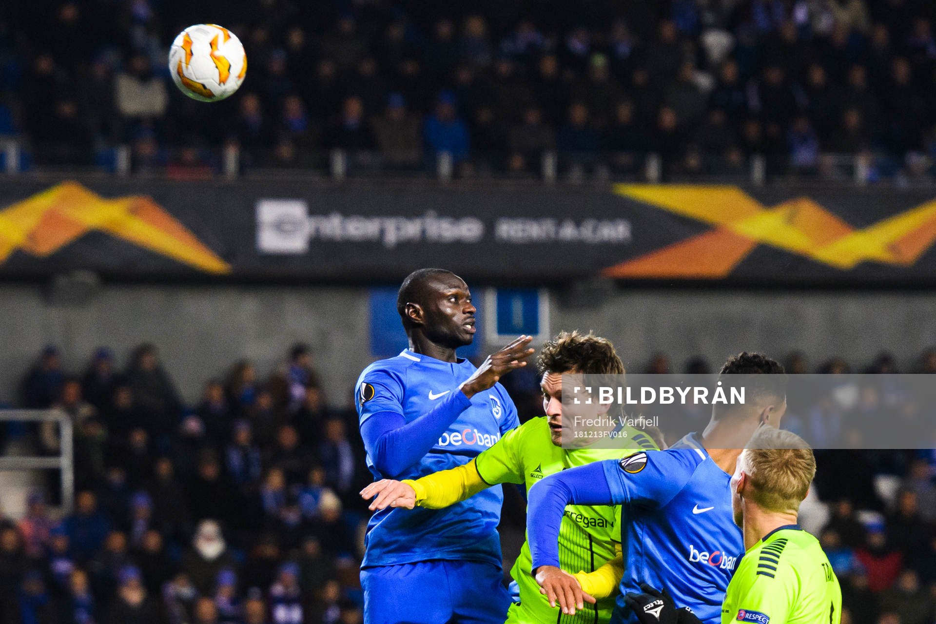 Jørgen Horn of Sarpsborg 08 in a duel with Ibrahima Seck