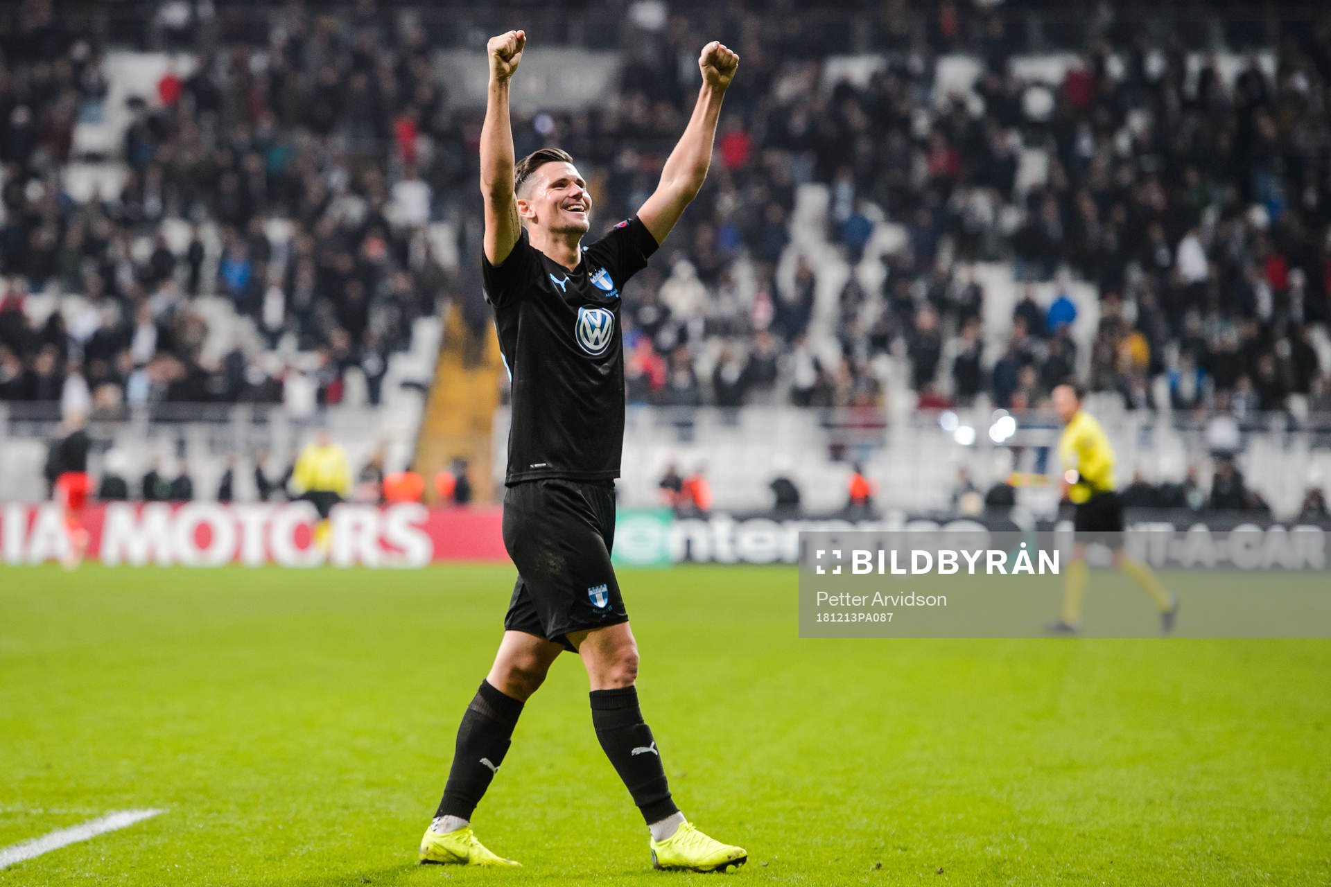 Marcus Antonsson of Malmö FF celebrates