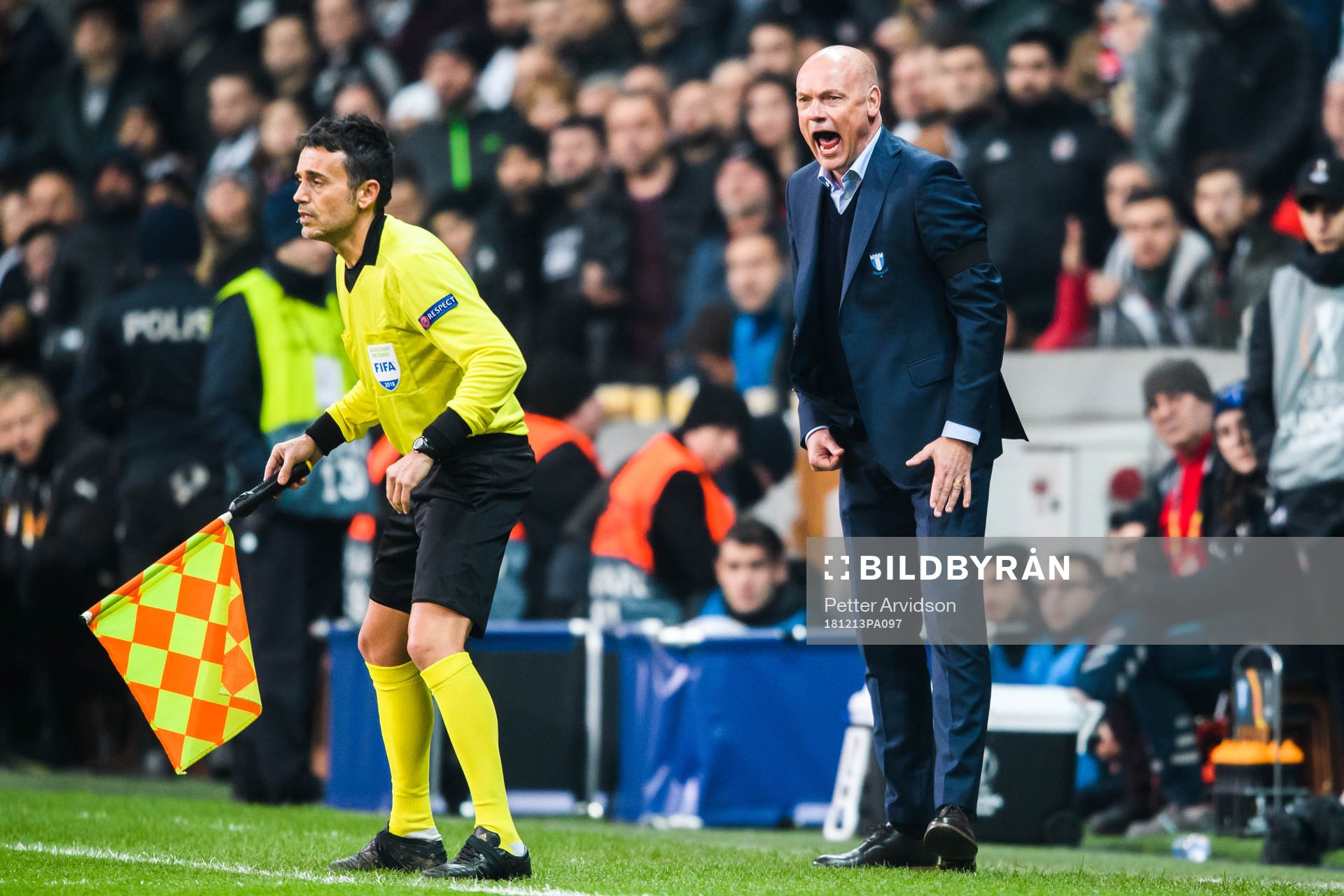 Head coach Uwe Rösler of Malmö FF reacts