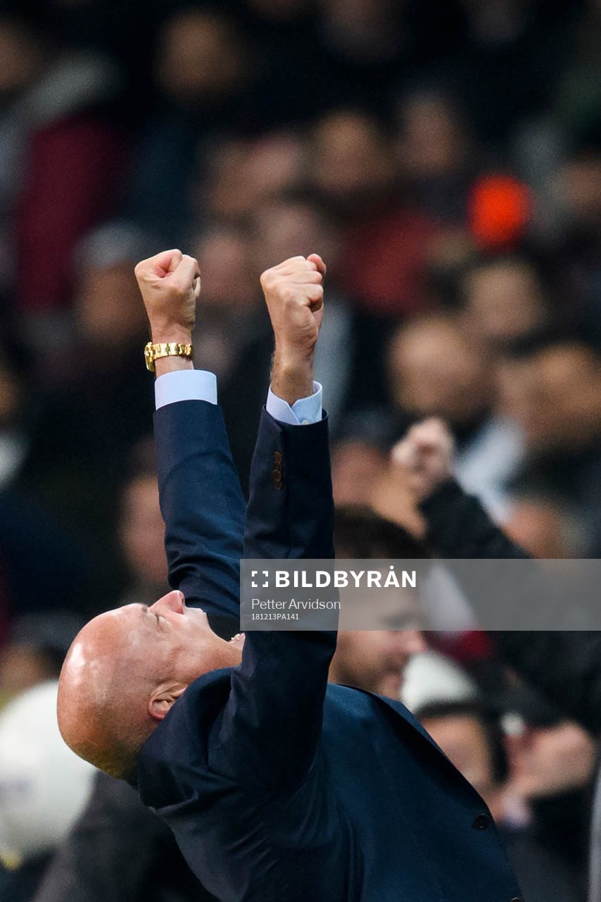 Head coach Uwe Rösler of Malmö FF celebrates after the Europa league match between Besiktas and Malmö FF on December 13, 2018 in Istanbul.