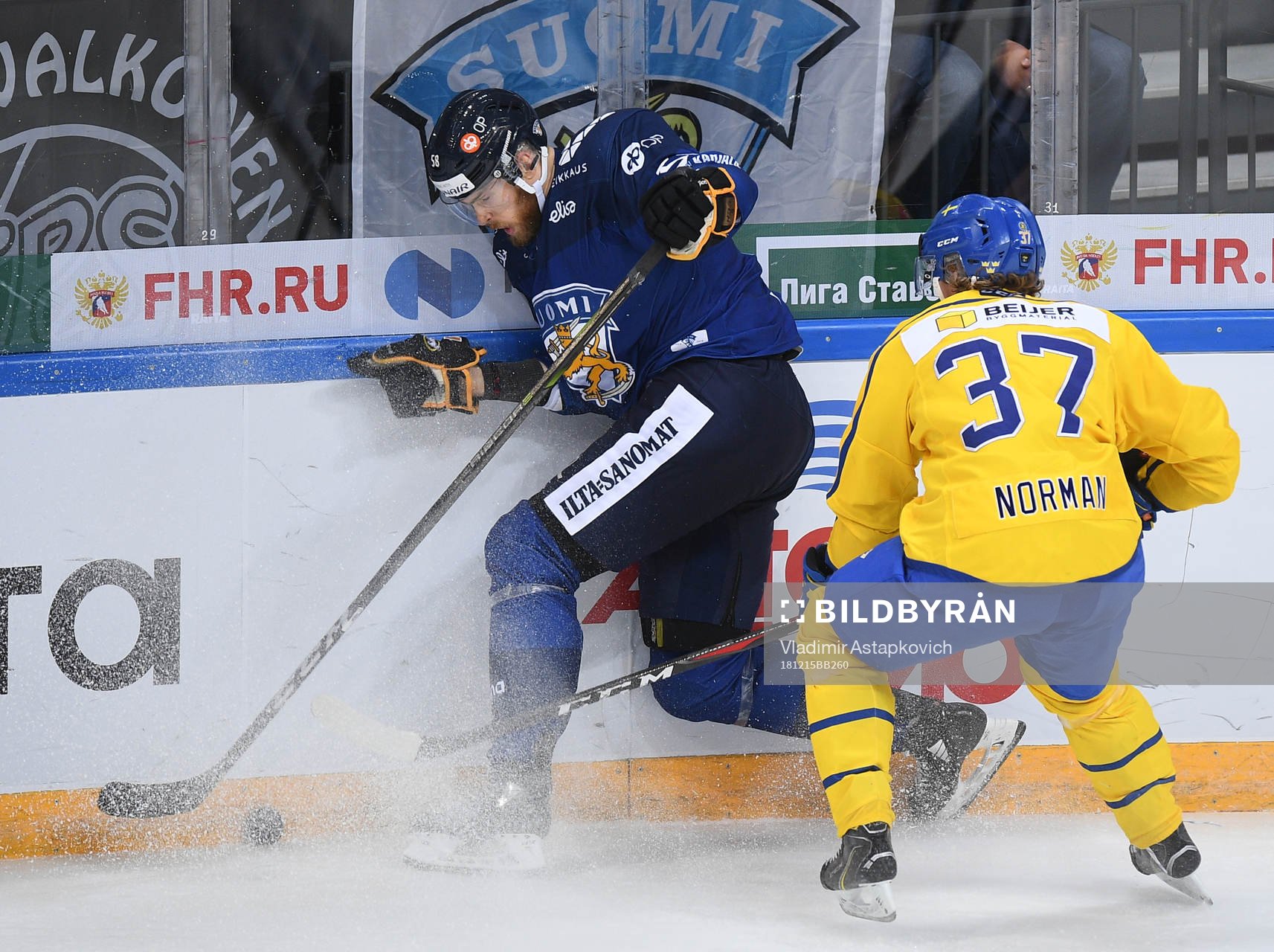 Sweden's John Norman, right, and Finland's Jani Hakanpaa