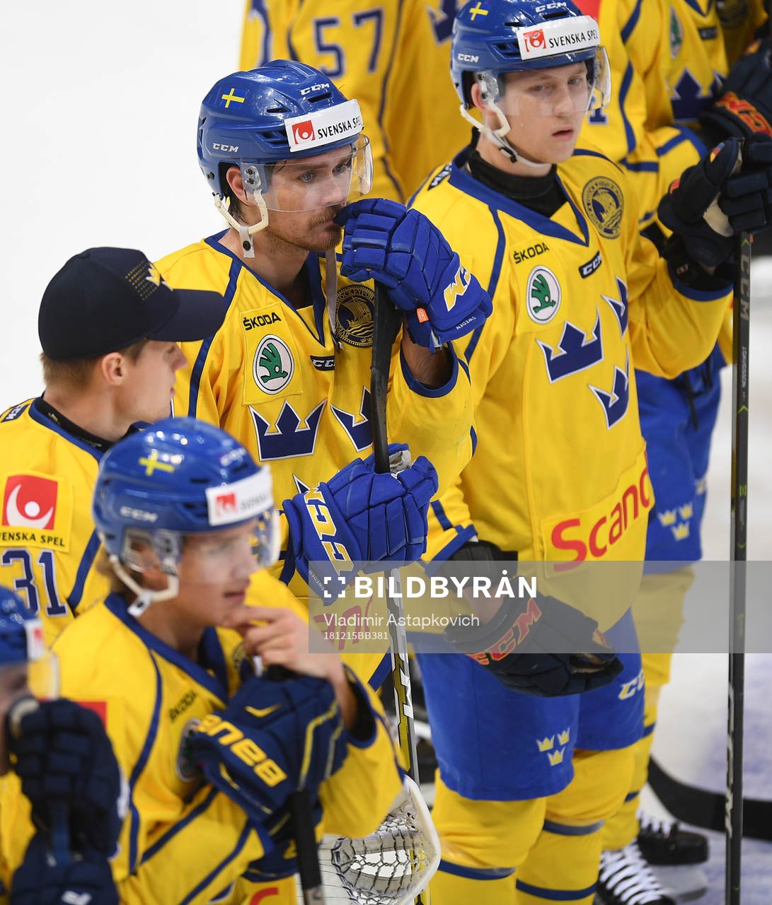 Sweden's players look dejected