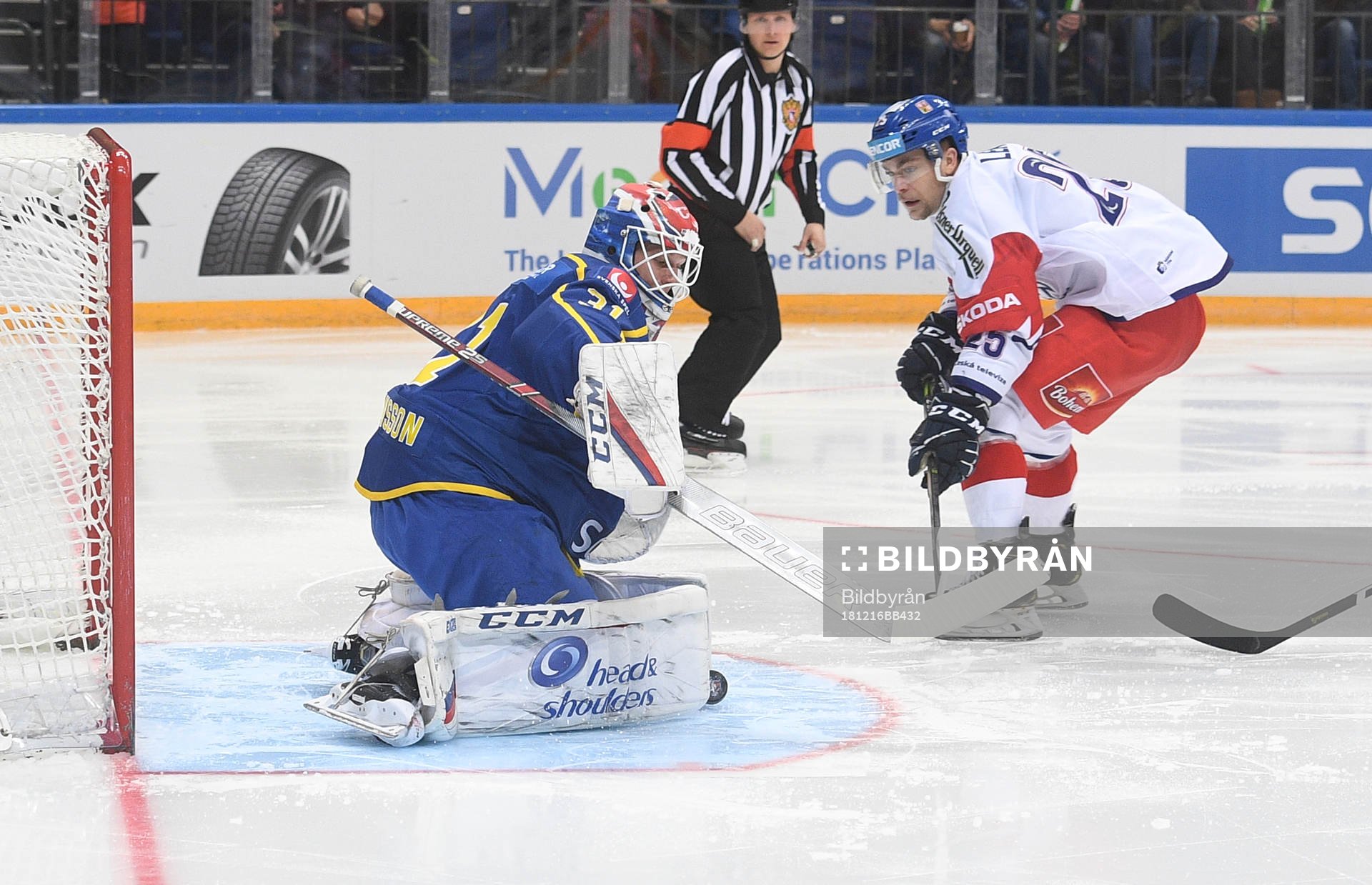 Sweden's goalie Lars Johansson makes a save