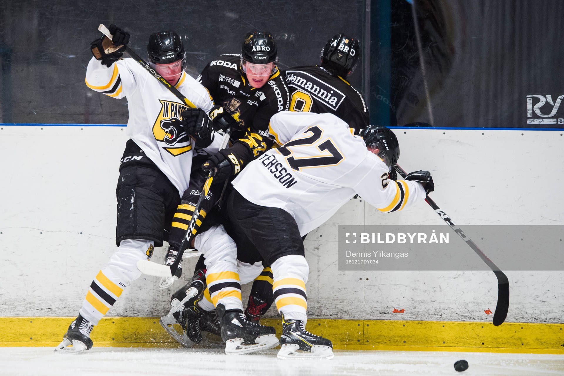 s Lukas Macklin och Isak Dahlin och Panterns Alexander