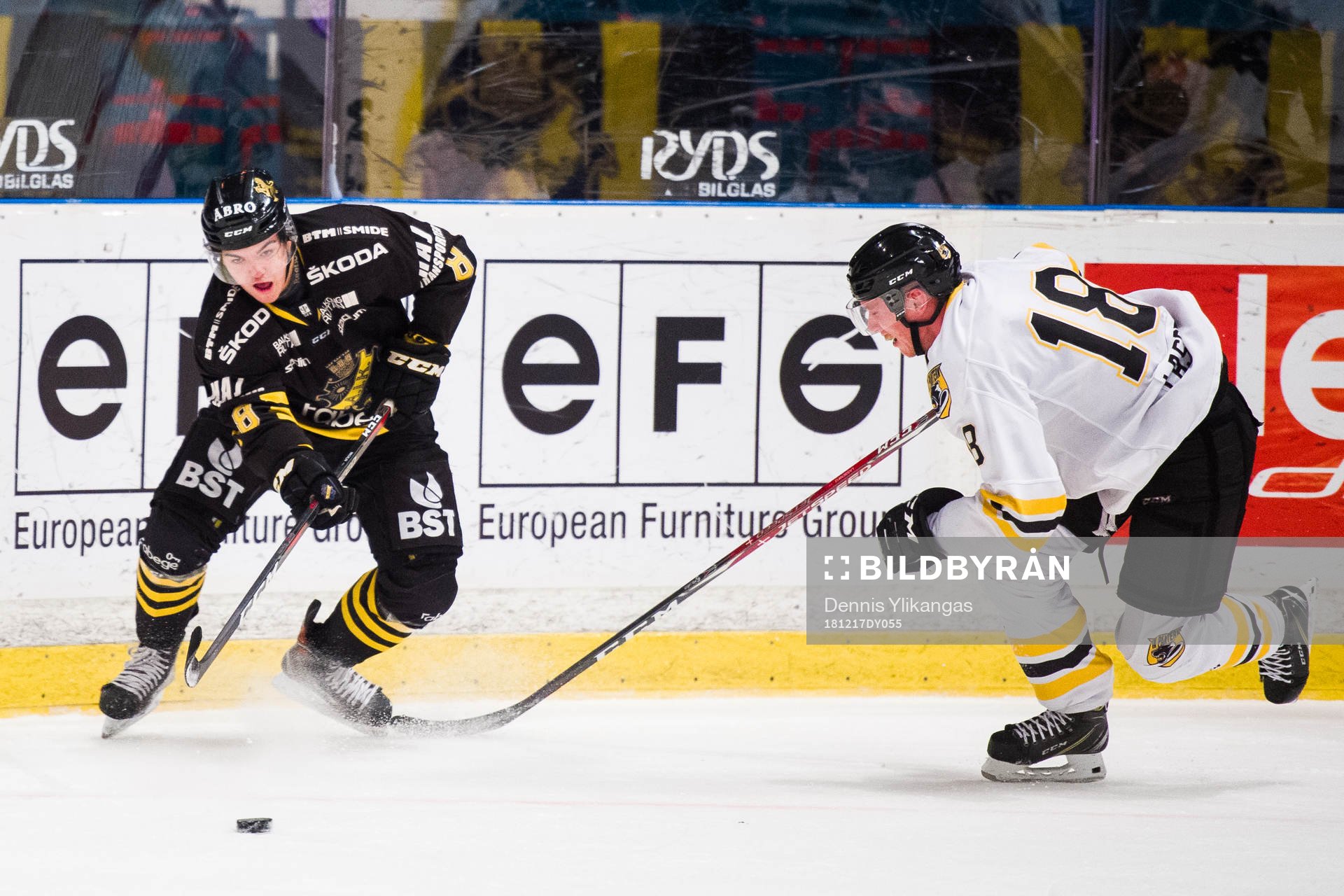 s Lukas Macklin och Matias Lassen