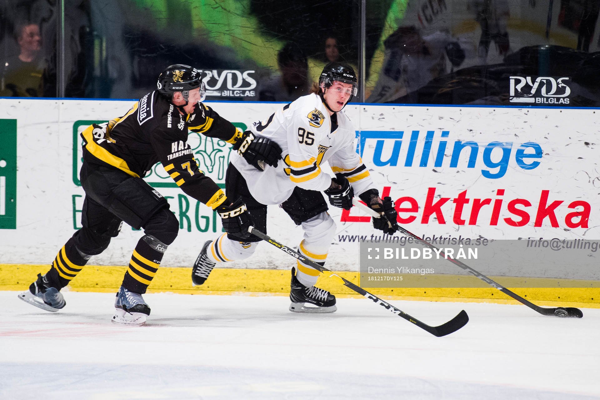 s Filip Windlert och Panterns Nick Olesen