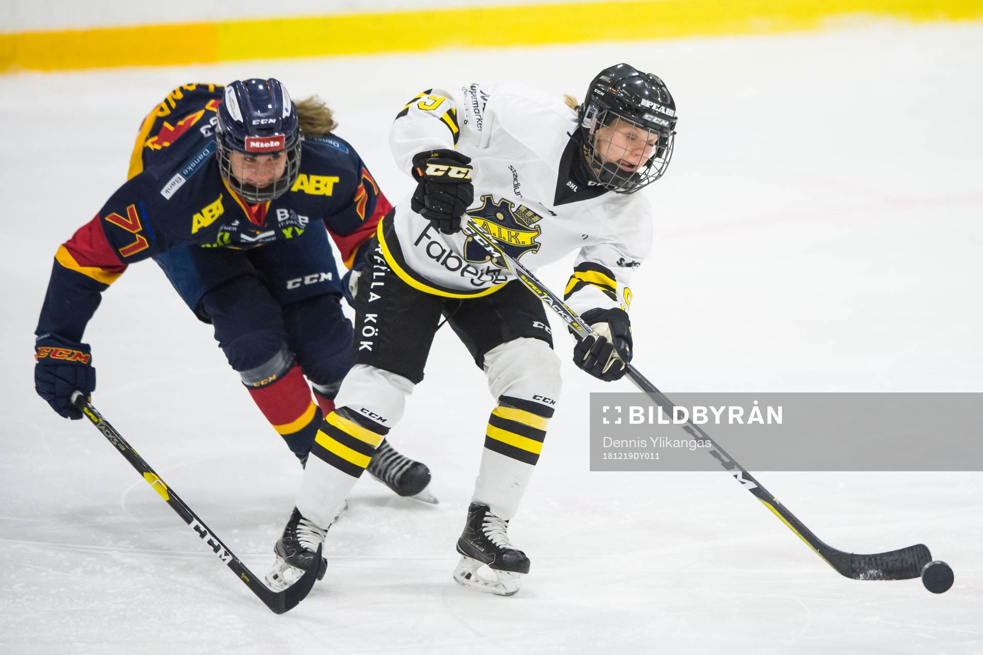 s Linnea Hedin och Djurgårdens Hanna Hållander