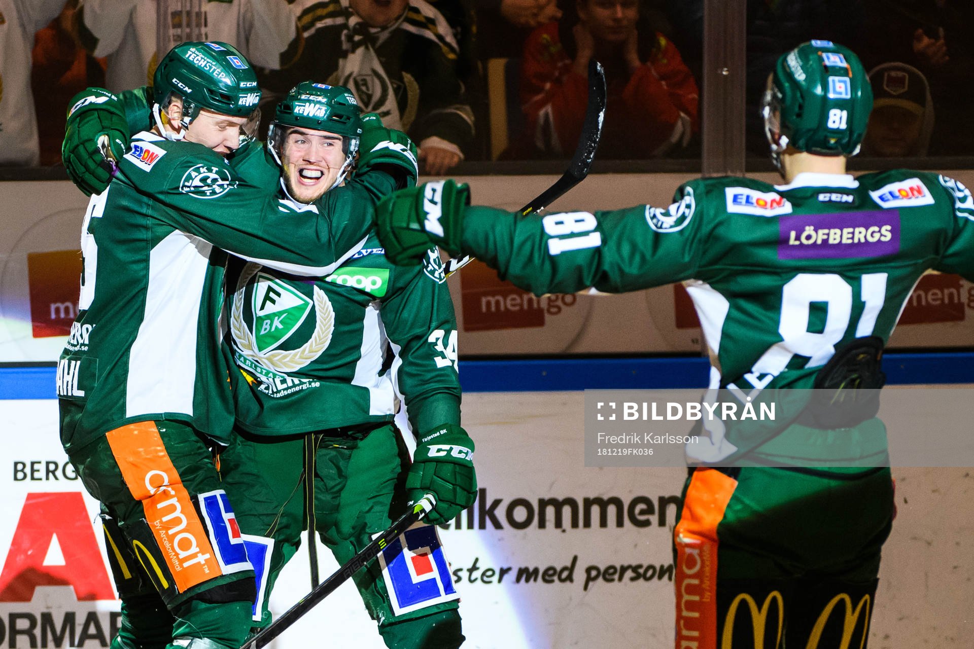 Färjestads Gustav Rydahl och Michael Lindqvist jublar