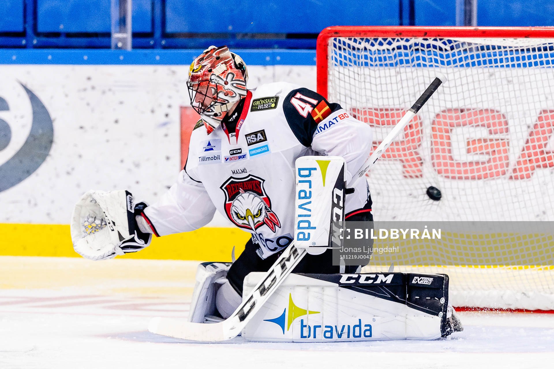 Växjös Filip Cederqvist (ej i bild) gör mål 2-1 bakom