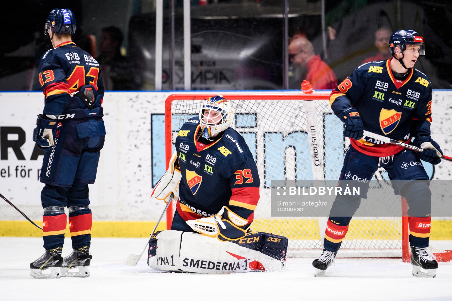 Djurgårdens Tom Nilsson , målvakt Adam Reideborn och Olle