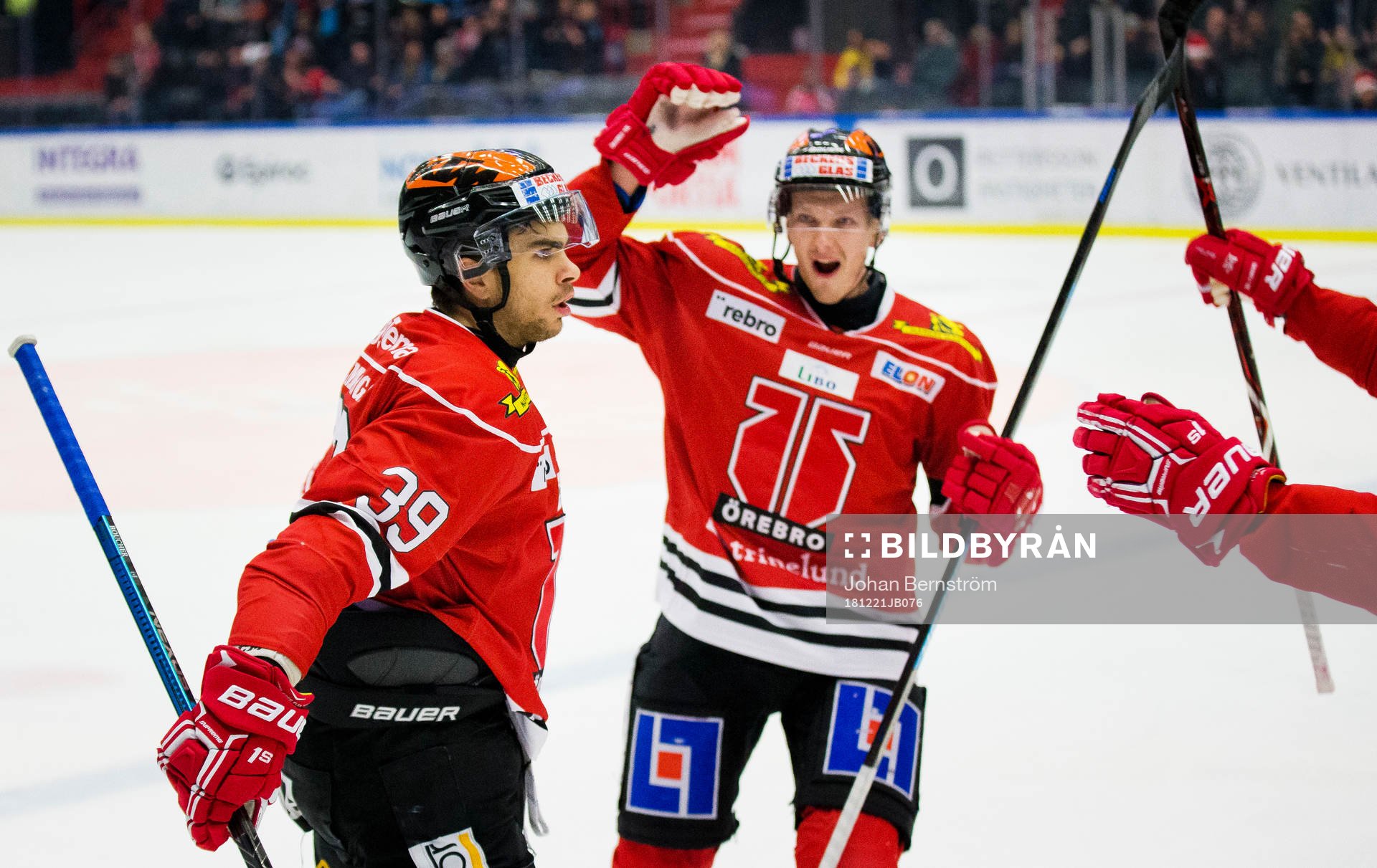 Jubel vid Örebros Jordan Boucher 1-0 mål med Kristian