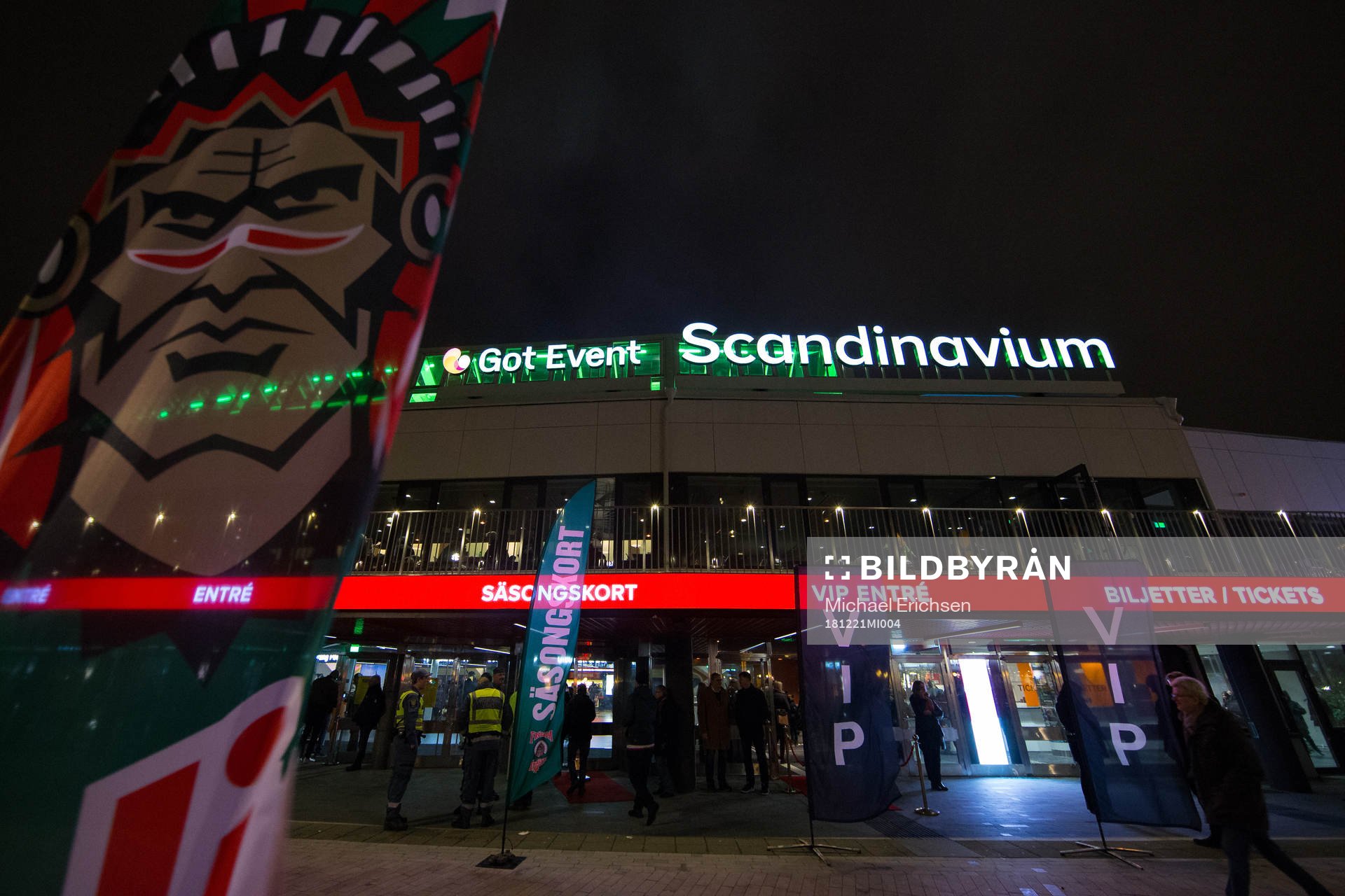 Arena Scandinavium exteriört innan ishockeymatchen i SHL