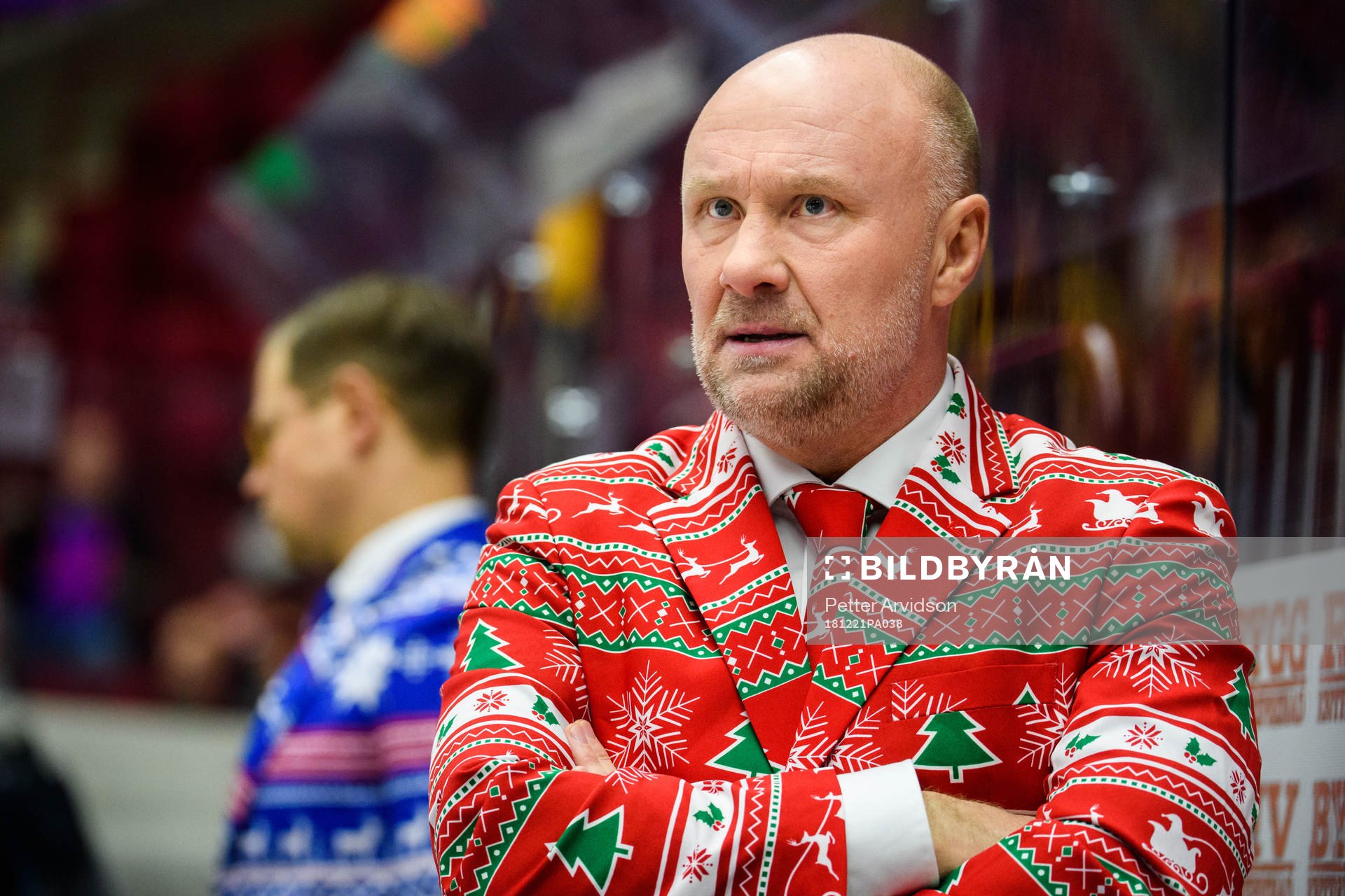 Malmö Redhawks tränare Peter Andersson i tomtekostym
