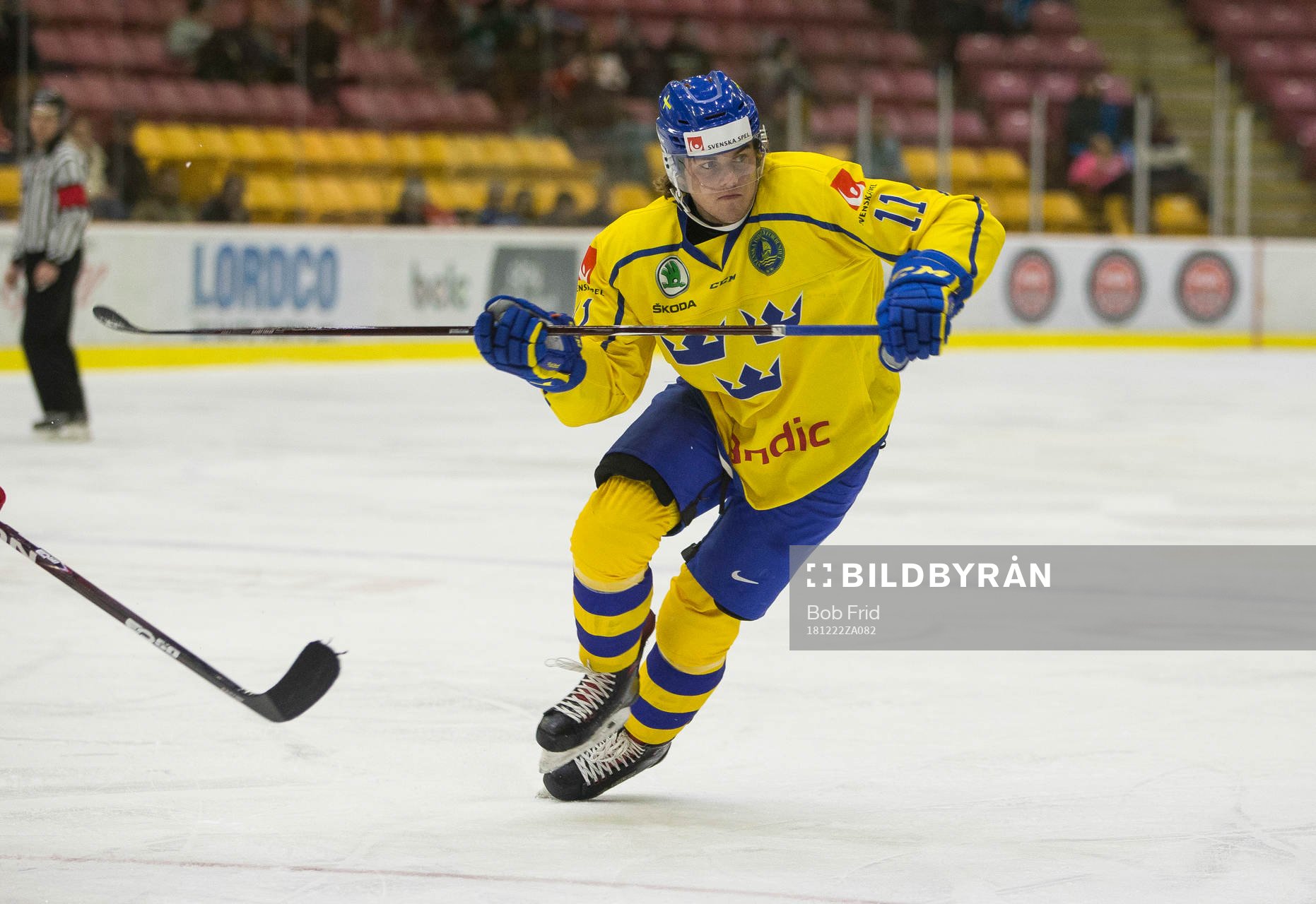 Sweden forward Samuel Fagemo (11)