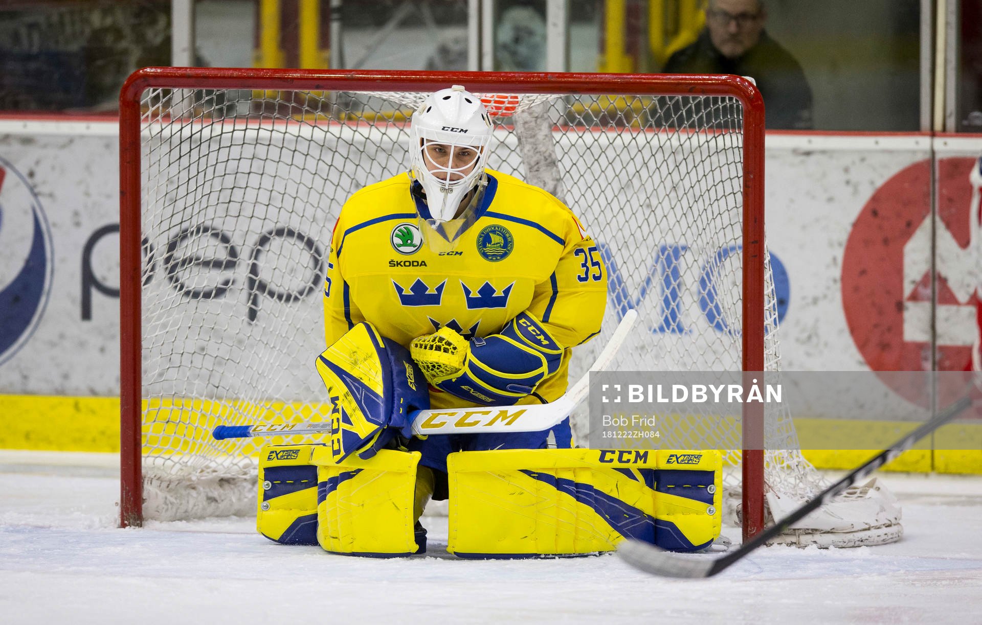 Sweden goalie Olle Eriksson Ek (35)