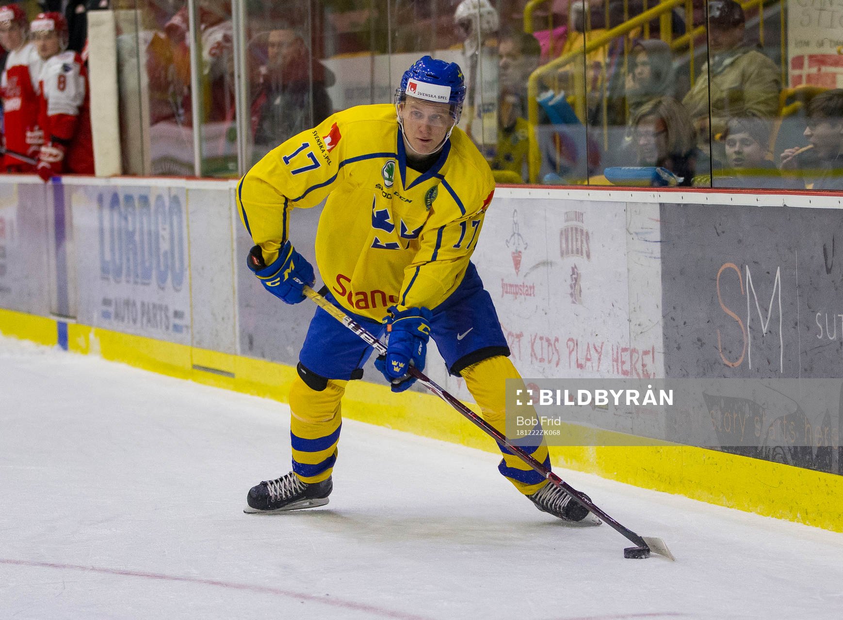 Sweden forward Filip Sveningsson (17)