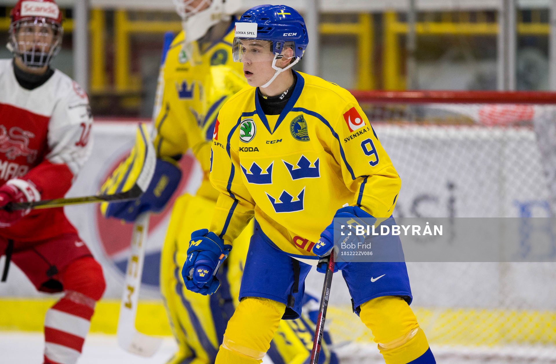 Sweden defenceman Nils Lundkvist (9)